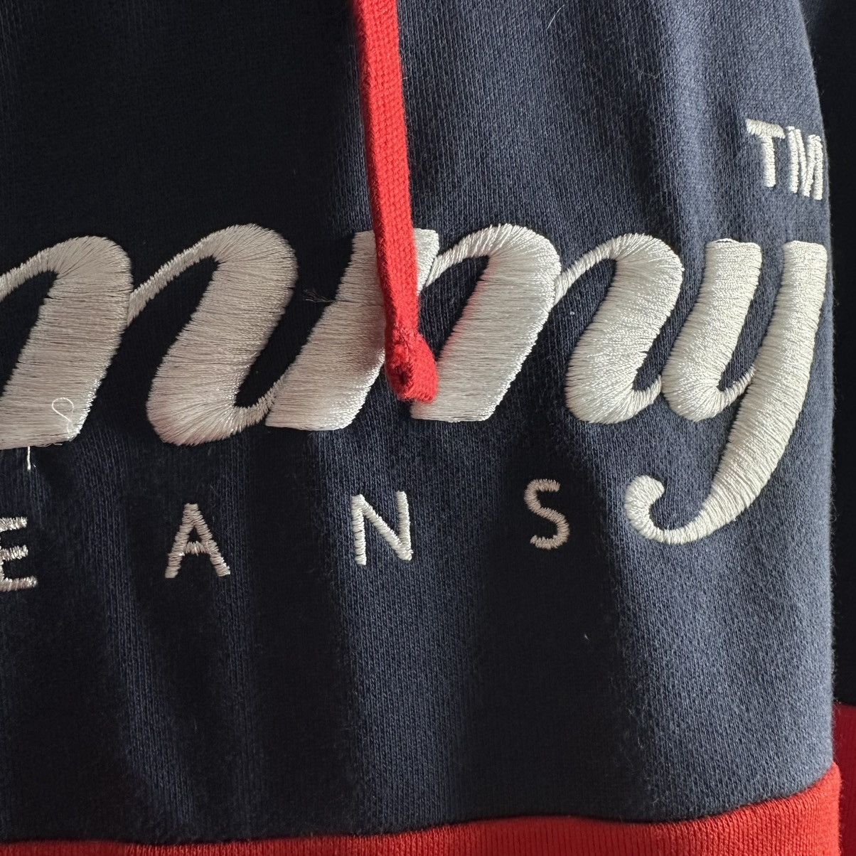 Tommy Hilfiger Tommy Hilfiger Men's TJM Archive Relaxed Fit Red Multi Size US L / EU 52-54 / 3 - 4 Thumbnail