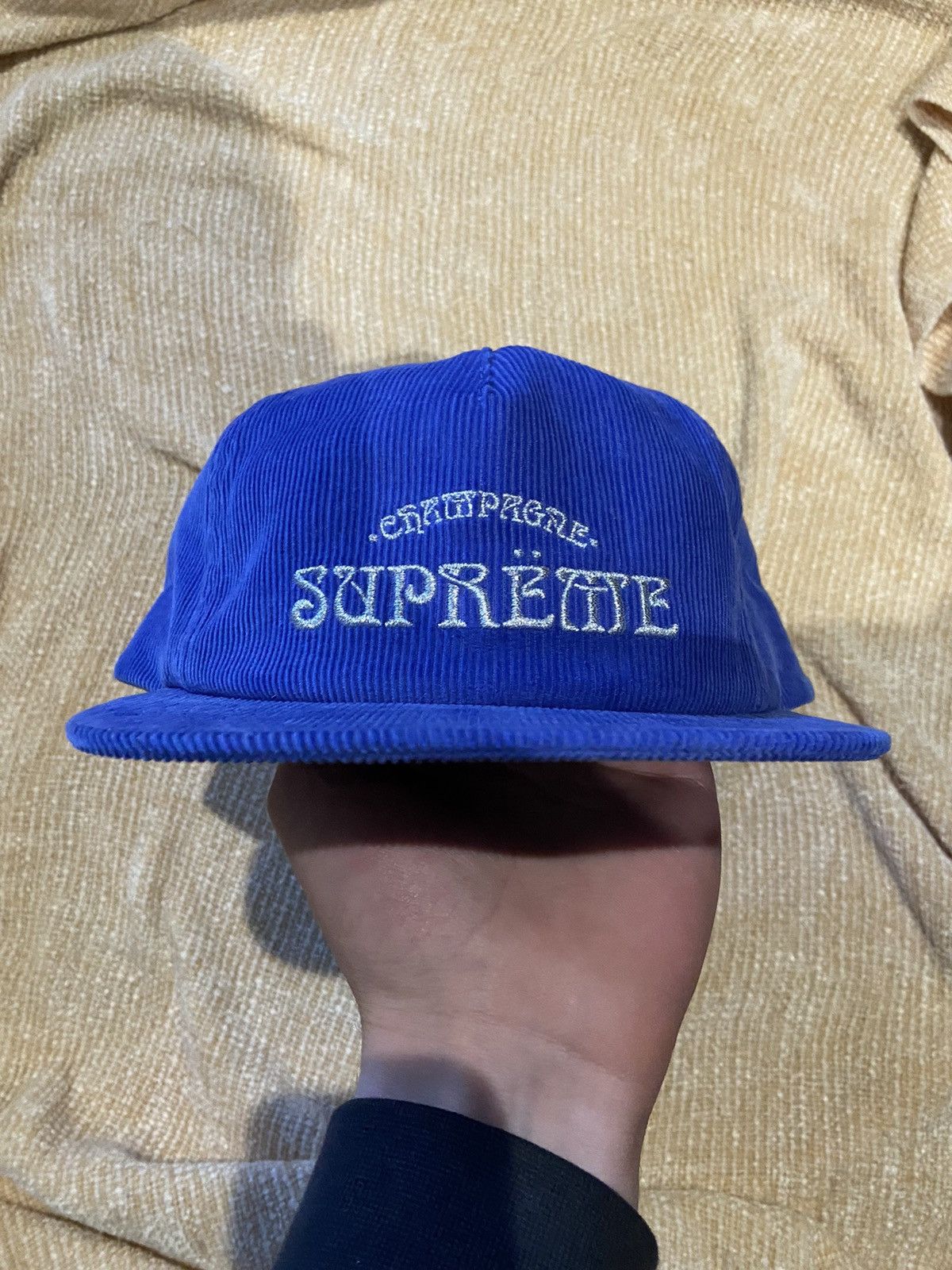 Supreme Supreme Champagne corduroy hat Size ONE SIZE - 1 Thumbnail
