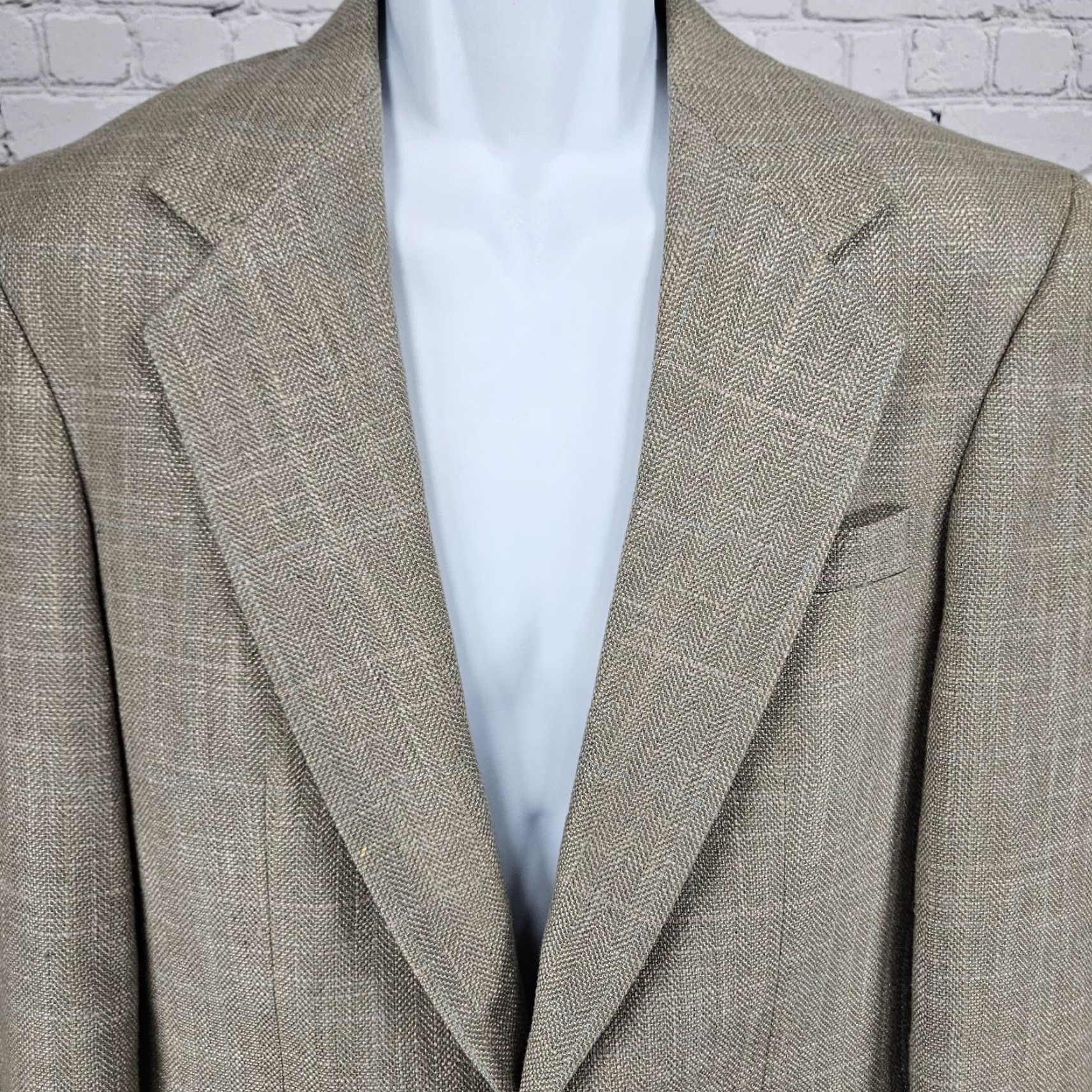 Haggar VTG Haggar Sport Coat Beige Check 2 Button Vented Notch Blazer USA 38 Men Suit Coat 40 Chest 38 Regular Size 38R - 6 Thumbnail