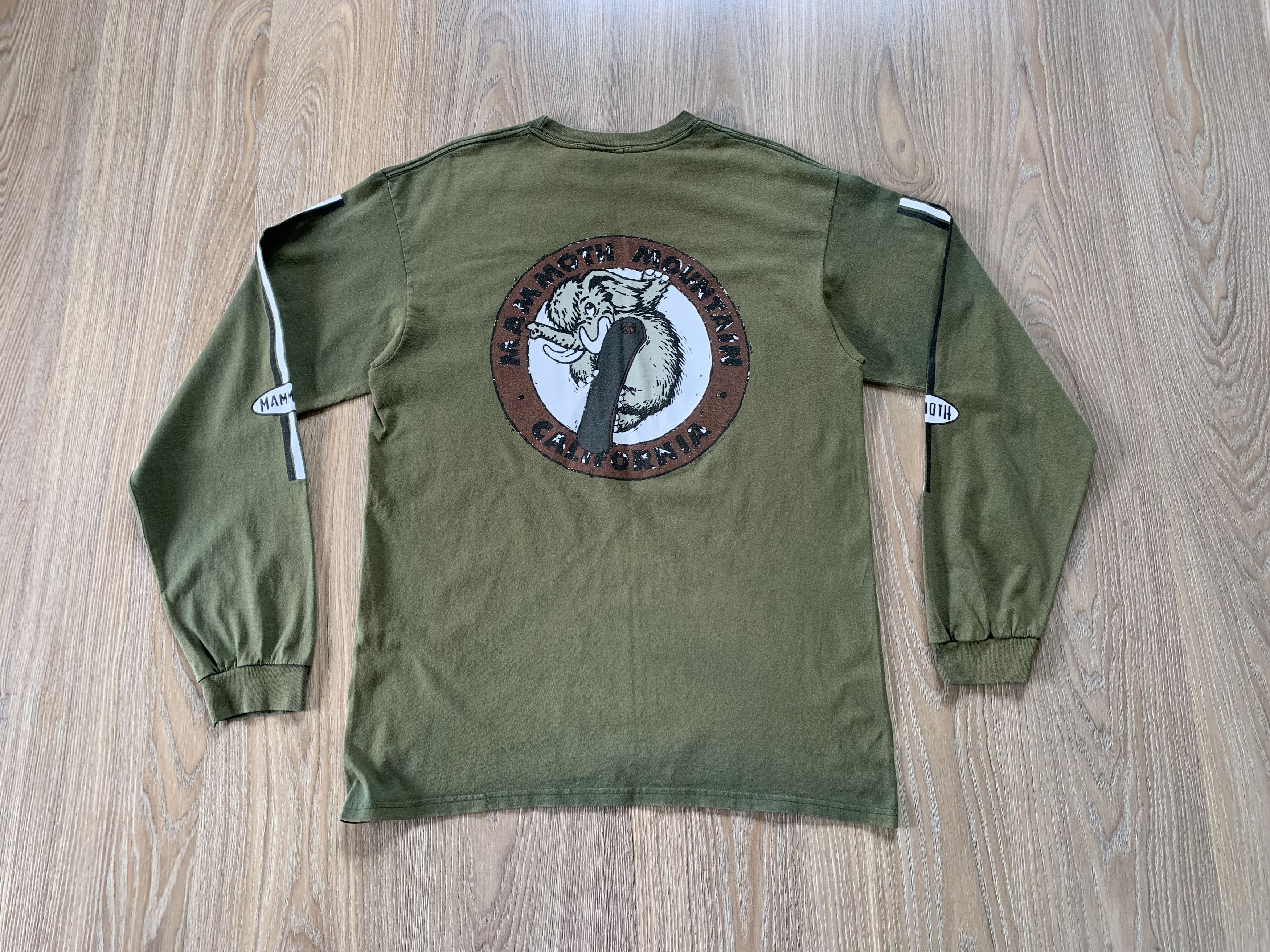 Anvil Anvil Mammoth Mountain California Vintage Long Sleeve Size US L / EU 52-54 / 3 - 3 Thumbnail