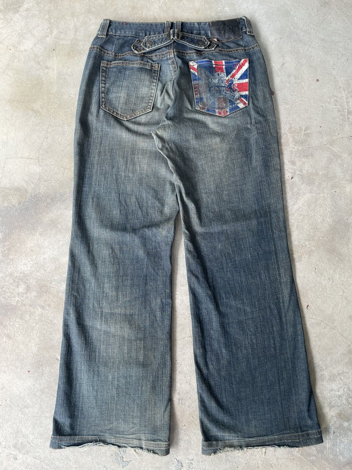 Southpole Y2K CRUX DENIM BAGGY BUCKLE DISTRESSED JEANS LONDON FLAG Size US 32 / EU 48 - 1 Thumbnail
