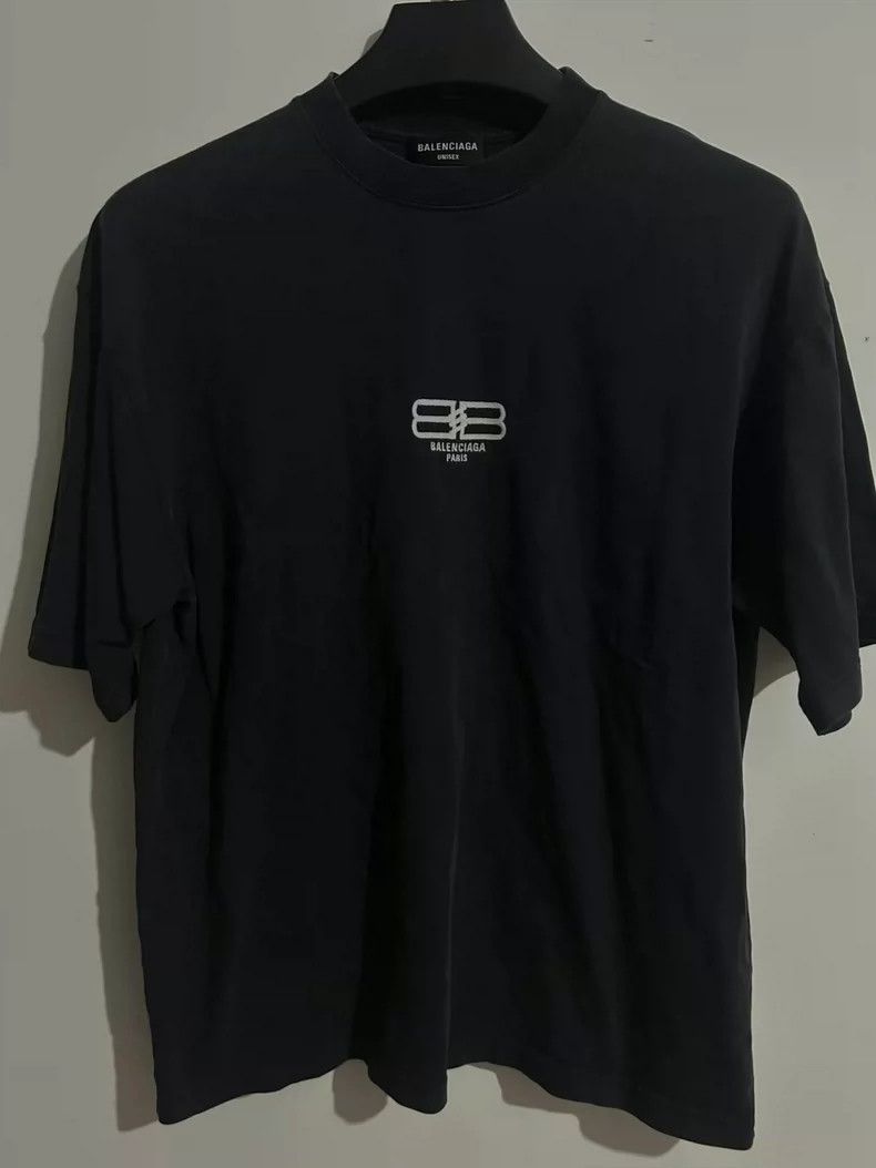 Balenciaga Balenciaga Buckle Short Sleeve XS Black Size US XS / EU 42 / 0 - 1 Thumbnail