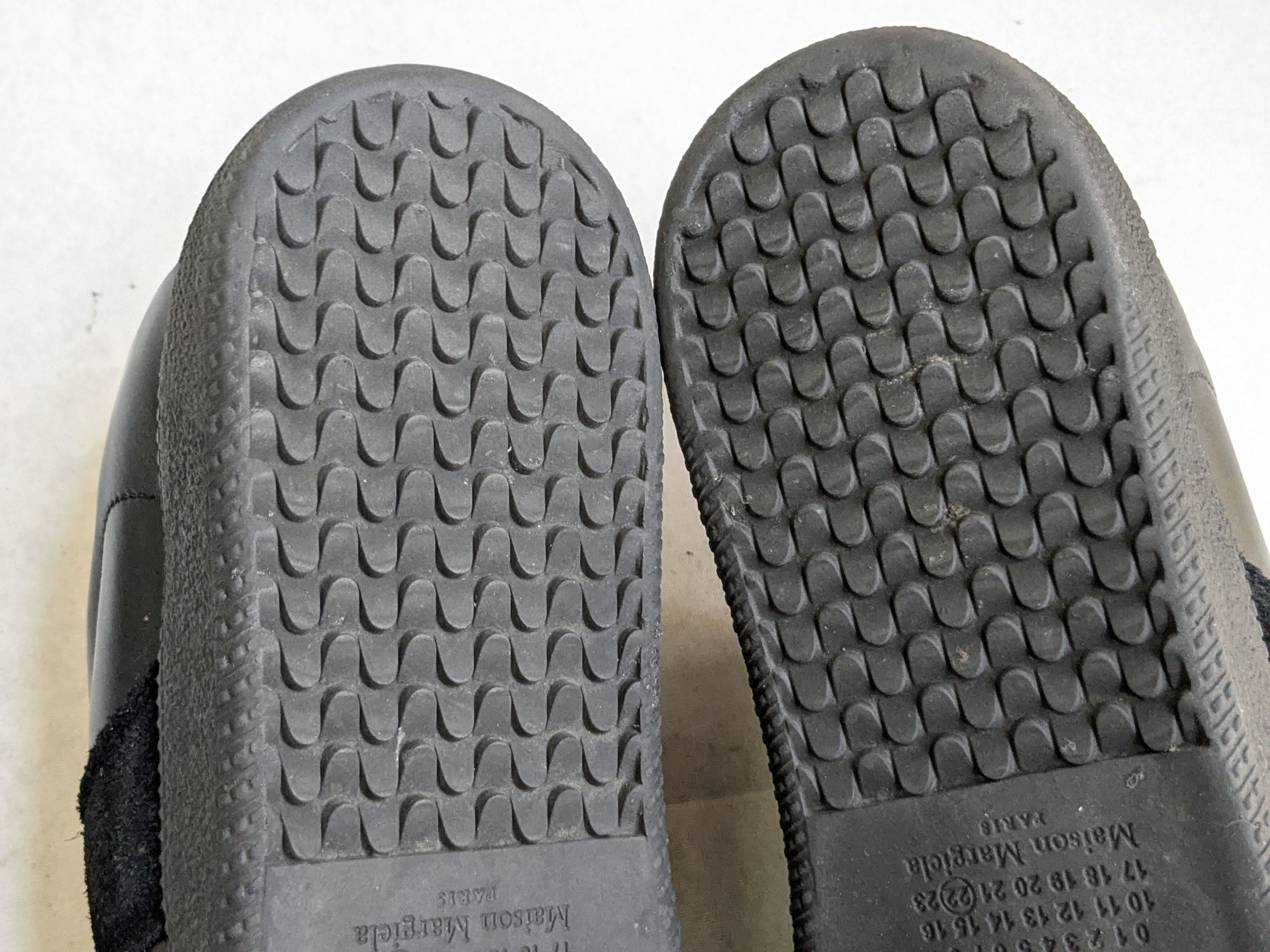 Maison Margiela Maison Margiela GAT Replica Black 12 45 Low Tops Size US 12 / EU 45 - 19 Thumbnail