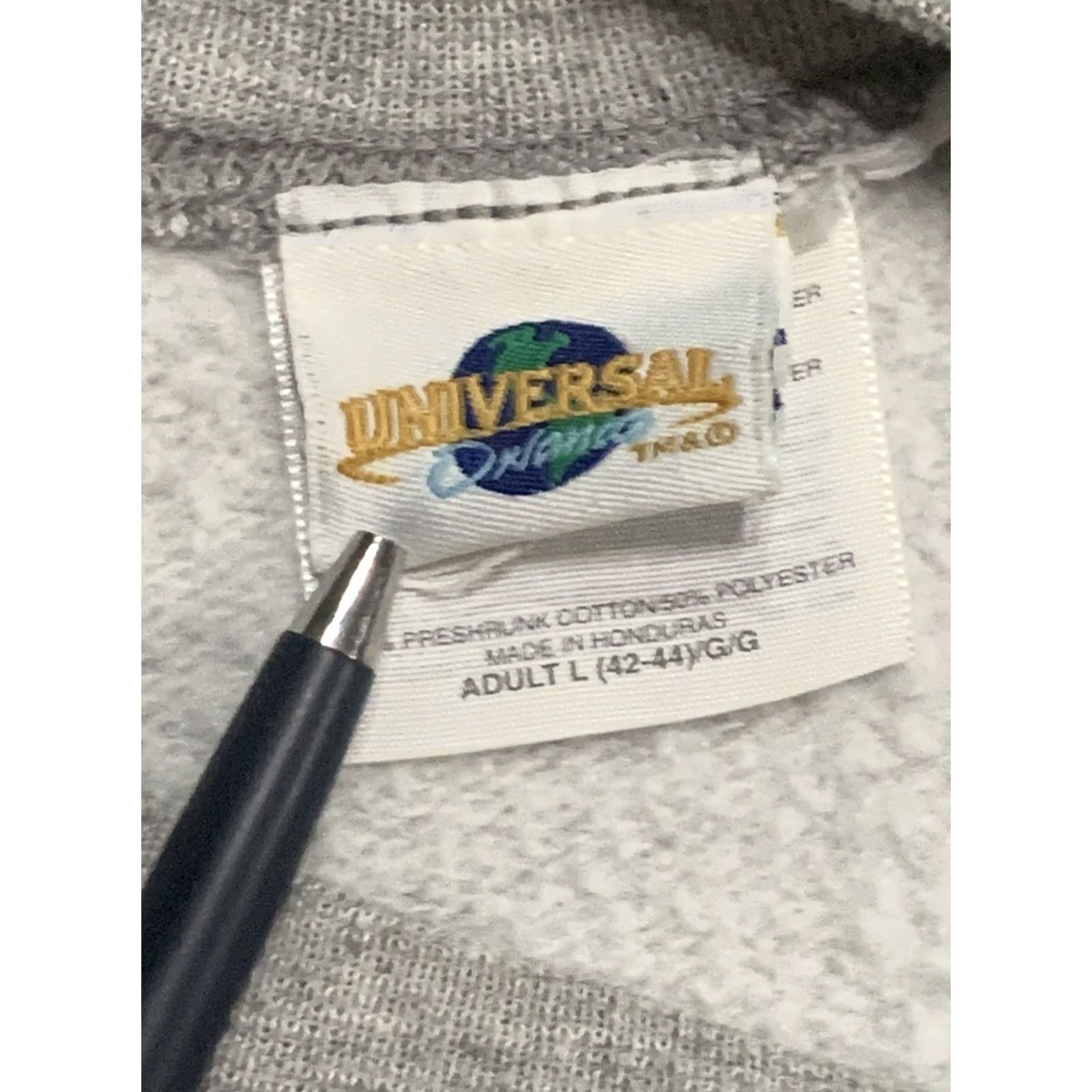 Vintage VINTAGE Shrek Happens Crewneck Sweatshirt L Gray Mens Sweatshirt Dreamworks Universal Puff Print University Theme Size US L / EU 52-54 / 3 - 3 Thumbnail