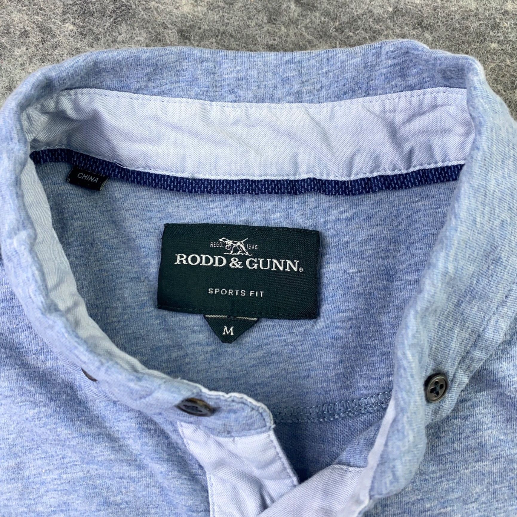 Rodd & Gunn Rodd & Gunn Shirt Mens Medium Blue Golf Polo Short Sleeve Pocket Sports Fit Size US M / EU 48-50 / 2 - 4 Thumbnail