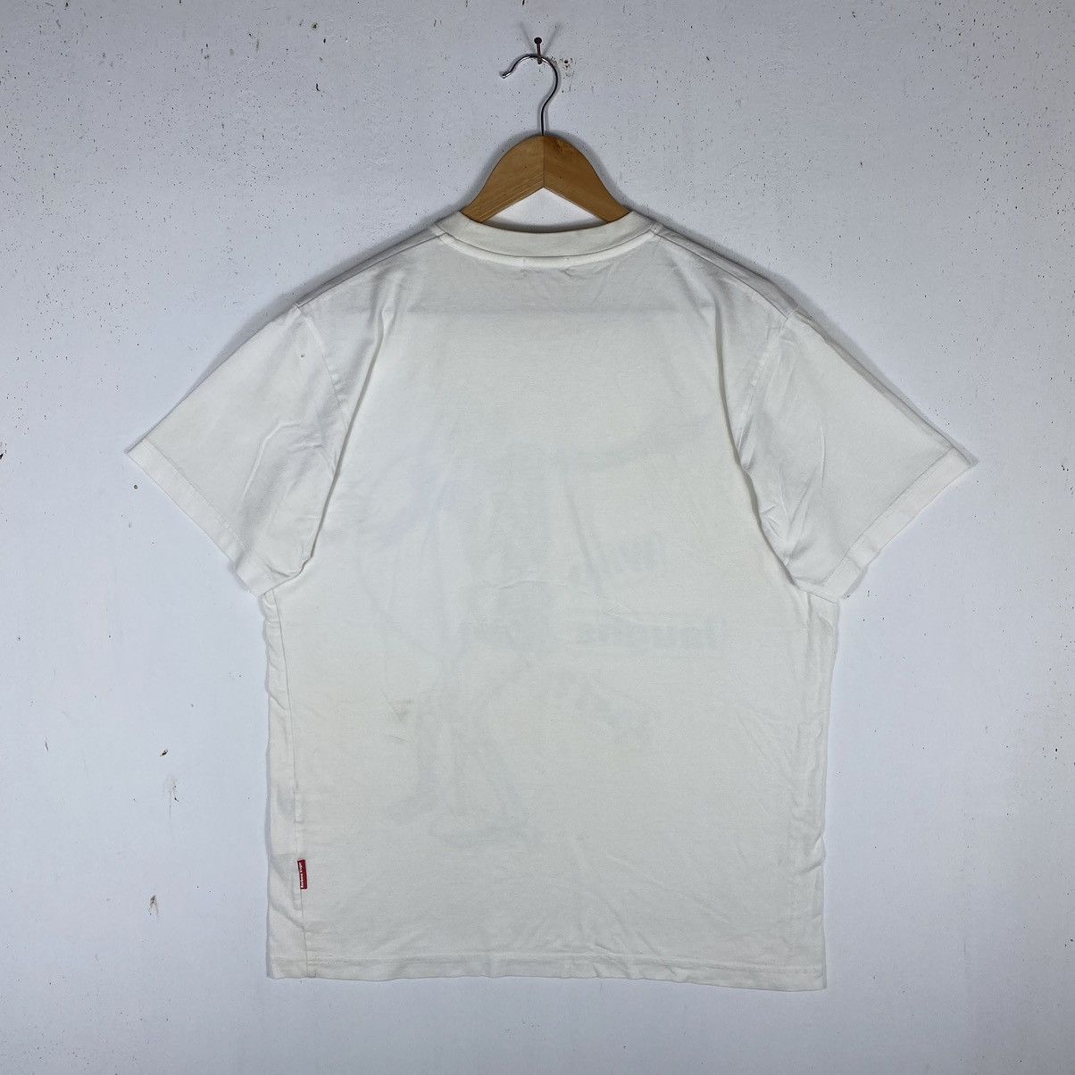 Barbara Kruger Vintage 00's BARBARA KRUGER Who Laughs Last Tee Size US L / EU 52-54 / 3 - 5 Thumbnail
