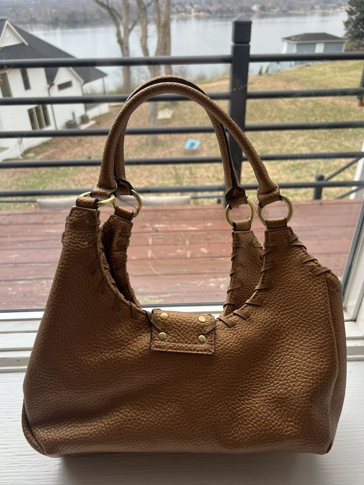 Other Amber Brown Y2K Leather Shoulder Bag Gold Buckle 4 Pockets Size ONE SIZE - 2 Thumbnail