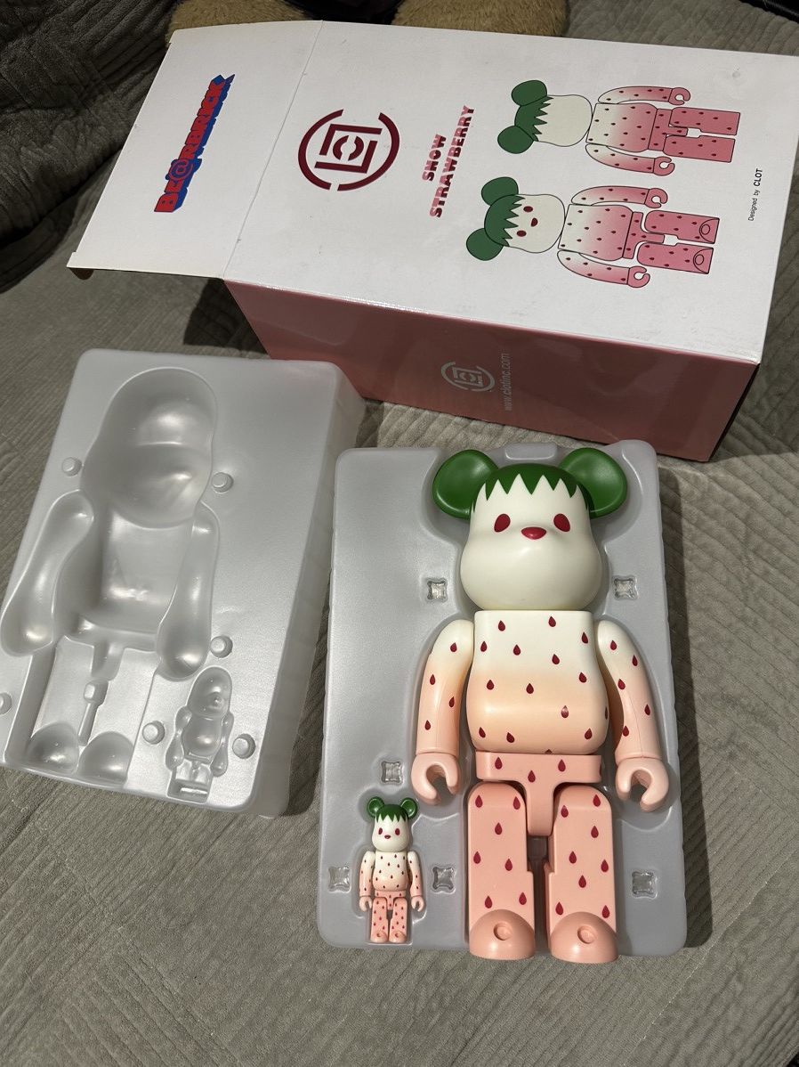 Japanese Brand × Medicom Toy Bearbrick CLOT Summer Fruits Snow Strawberry 100% & 400% Set Size ONE SIZE - 2 Thumbnail