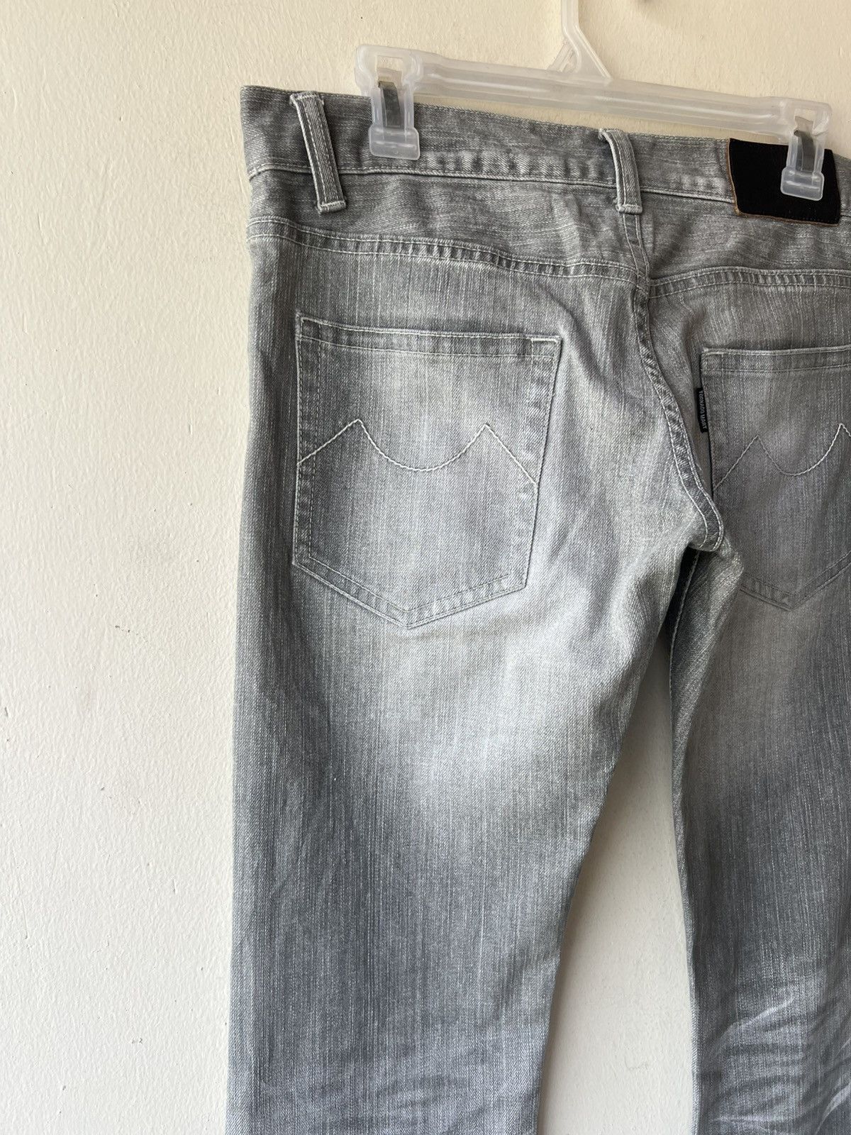 Tornado Mart Tornado Mart Distressed Fade Denim Flare Jeans Size US 31 - 16 Thumbnail