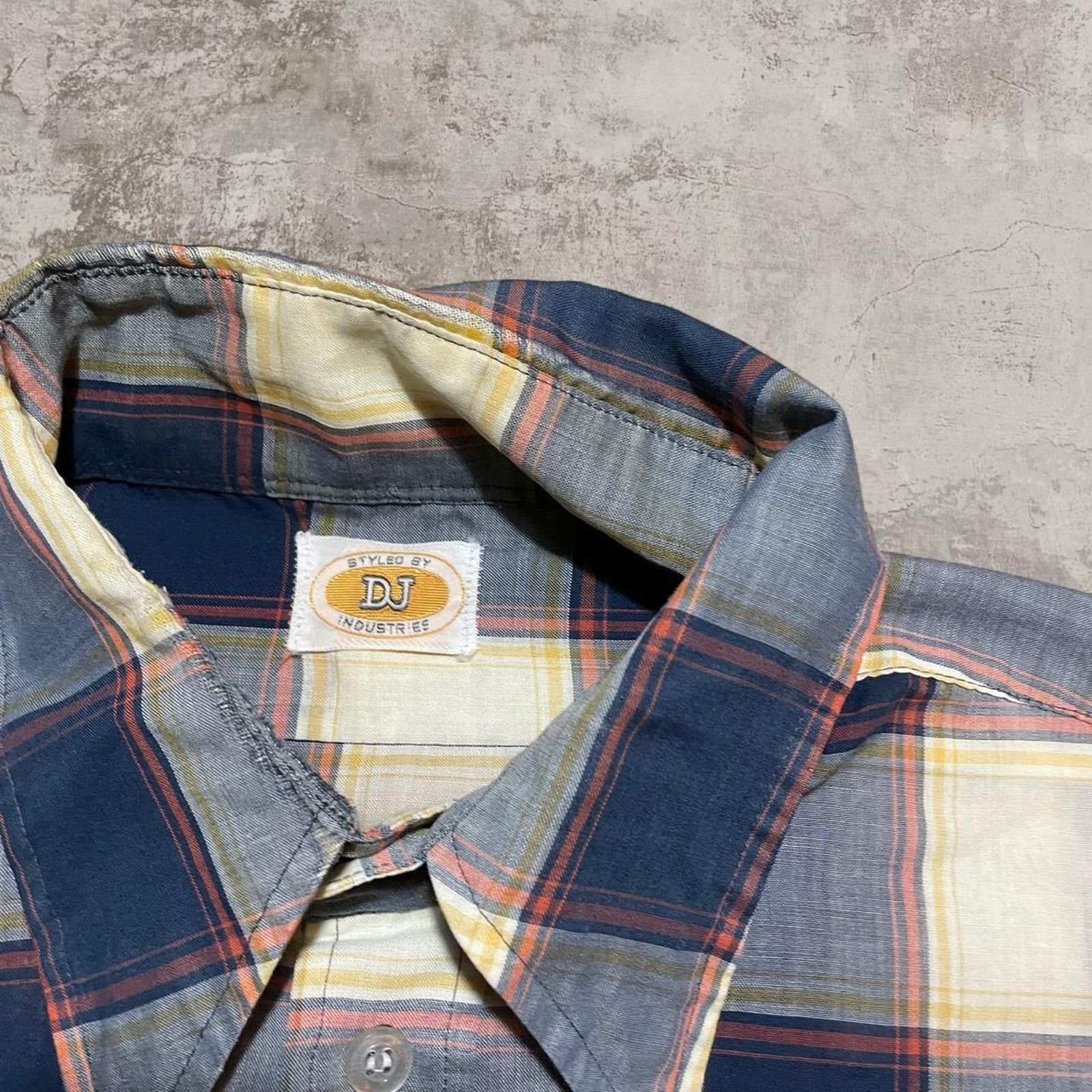 Vintage 1970s DJ pointed collar white plaid button up flannel shirt Size US L / EU 52-54 / 3 - 4 Thumbnail