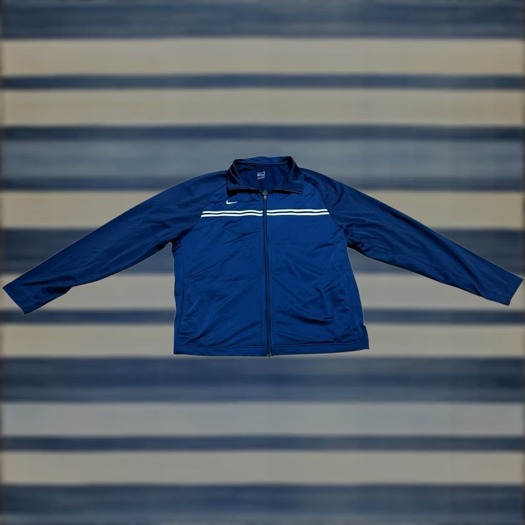 Nike VINTAGE Nike Dri-Fit Logo Windbreaker Warm Up Track Jacket Mens Large Blue Y2K Size US L / EU 52-54 / 3 - 1 Thumbnail