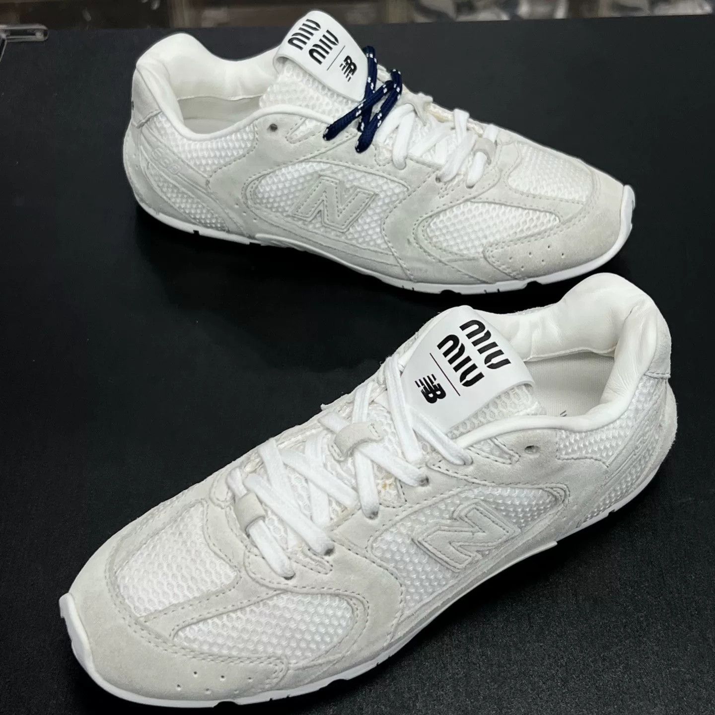 New Balance New Balance White Designer Casual Size US S / EU 44-46 / 1 - 1 Thumbnail