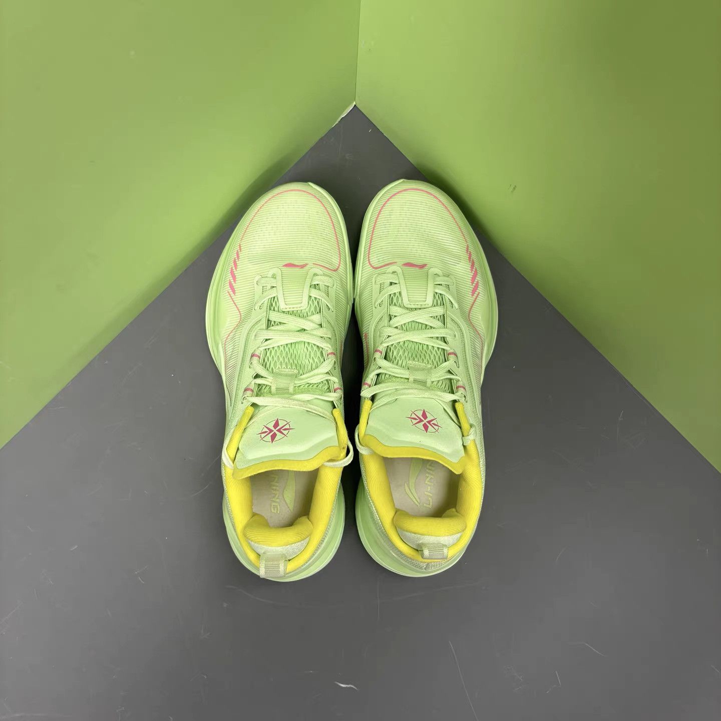 Li-Ning Li-Ning Liren 4 Assassin 1 Yellow Green K15 Size US 10 / EU 43 - 7 Thumbnail