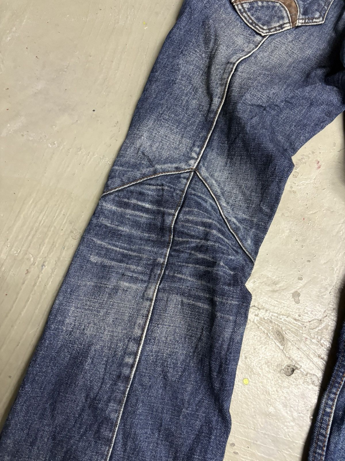 Tornado Mart 🥵Nicole club for men // Distressed Indigo Flared Denim Size US 31 - 6 Thumbnail
