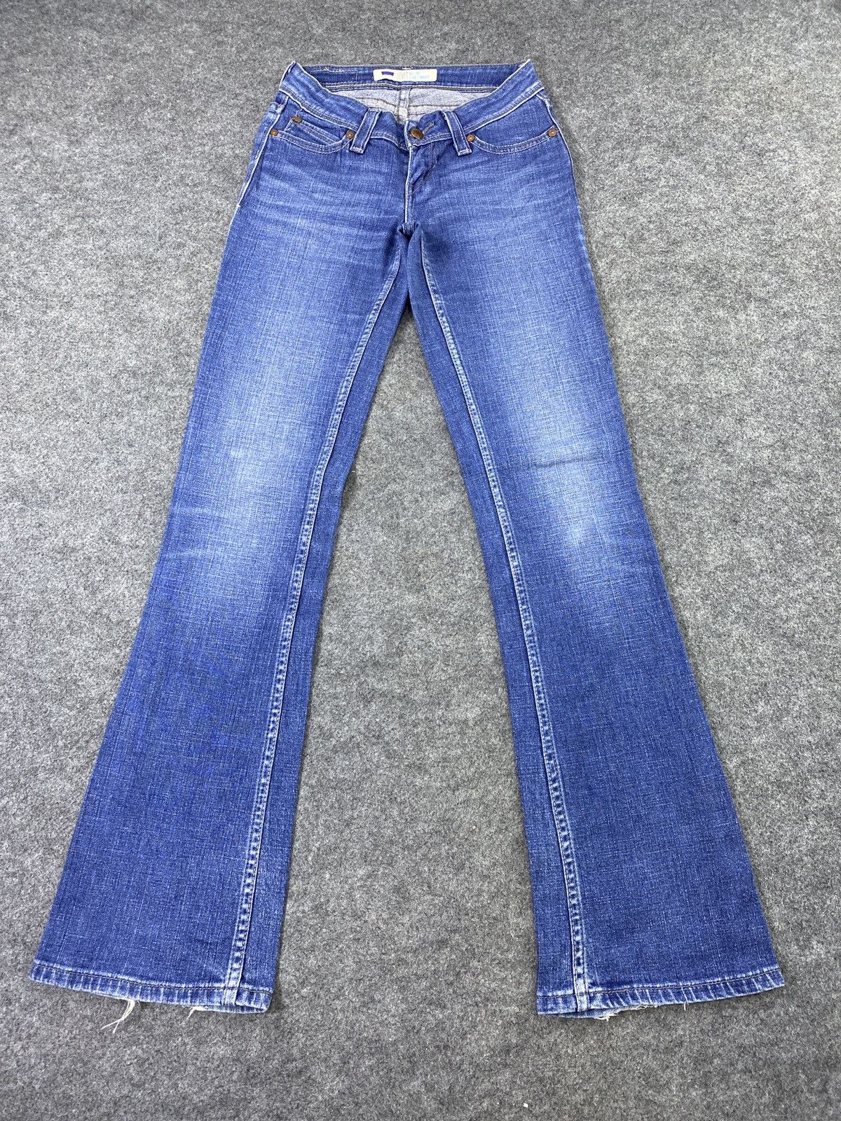 Levi's Levi's Blue Wash Flare Jeans - J1014 Size 26" / US 2 / IT 38 - 2 Thumbnail