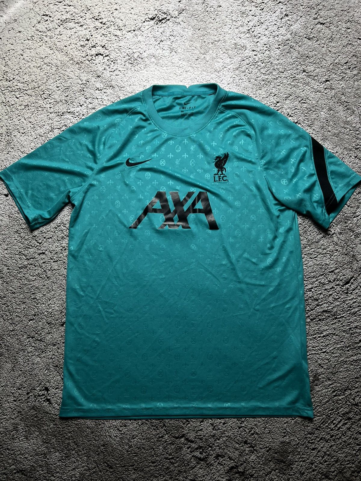 Nike Nike Liverpool monogram training drill jersey Size US L / EU 52-54 / 3 - 1 Thumbnail