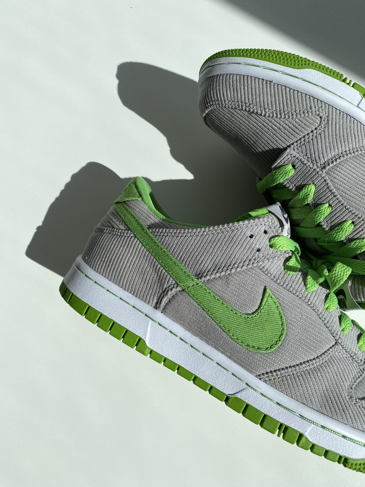 Nike !DS 2011 Nike Dunk Low Corduroy ID 1/1 Size US 7.5 / EU 40-41 - 3 Thumbnail