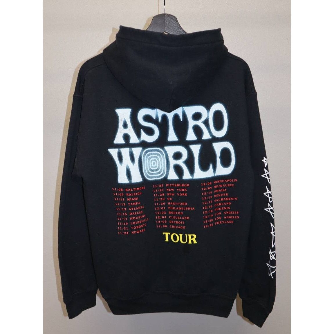 Vintage Travis Scott Astroworld Tour “Wish You Were Here” Hoodie Size US S / EU 44-46 / 1 - 7 Thumbnail