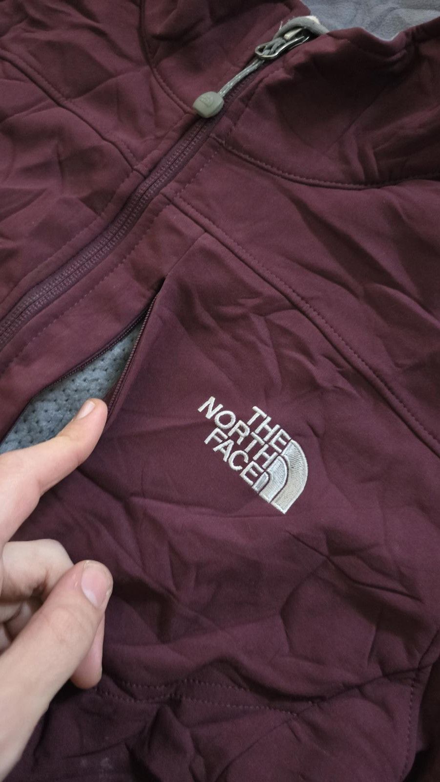 The North Face The North Face, Ladies Beetroot Insulated Full Zip Fleece Size M / US 6-8 / IT 42-44 - 2 Thumbnail