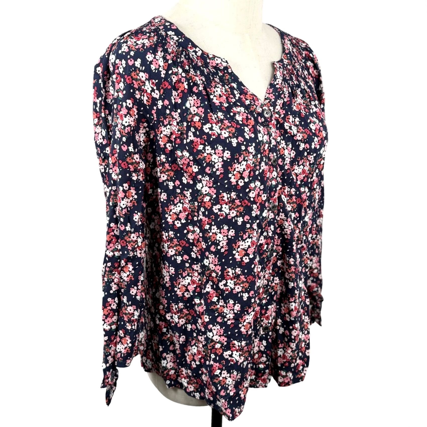 Pinko VINTAGE Westport Women Blouse Navy Pink Floral Smocked Tie Cuff Rayon EUC Size S / US 4 / IT 40 - 2 Thumbnail