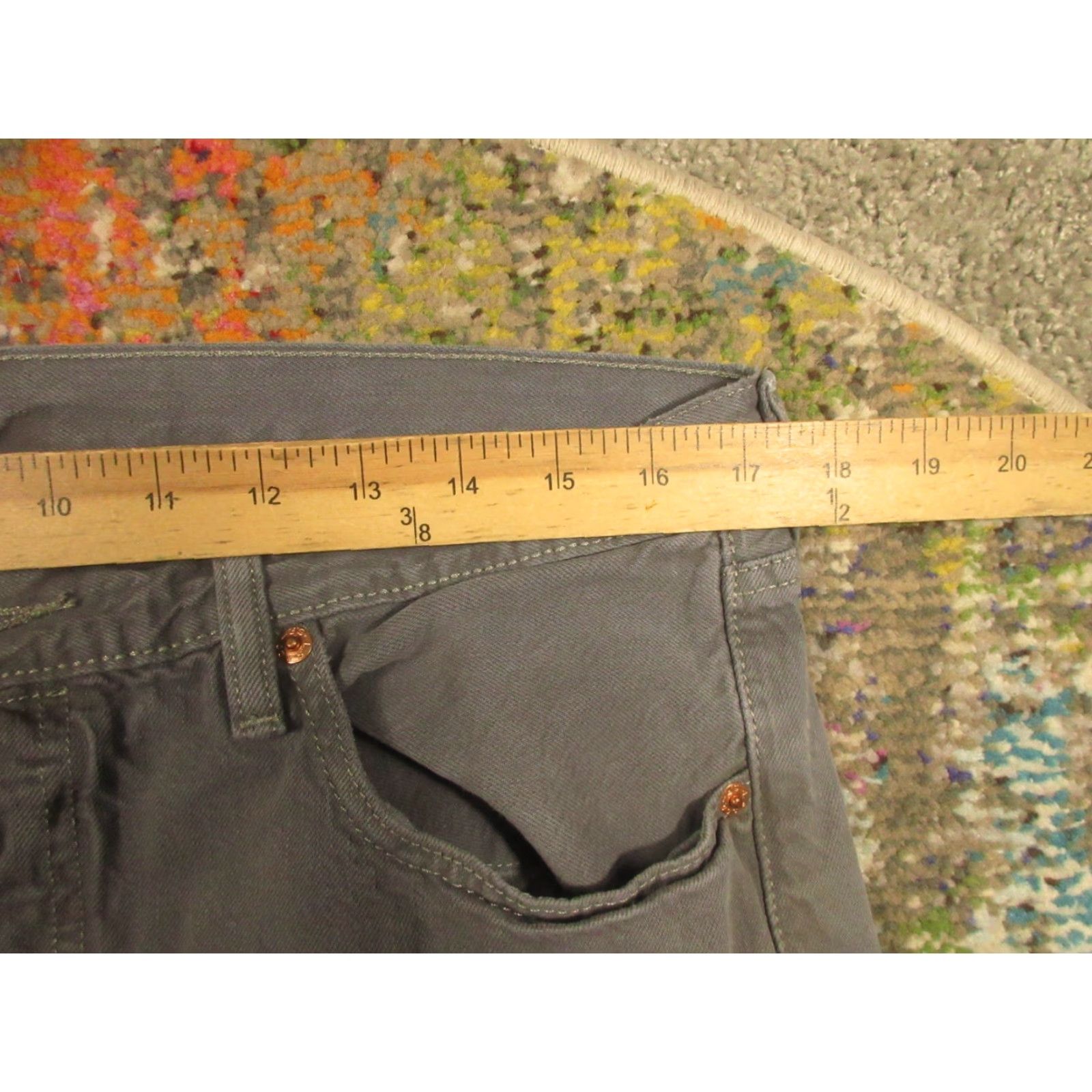 Levi's LEVI'S 501 Jeans 34x32 Gray Denim Button Fly Regular Straight 5-Pocket Men Adult Classic USA Size US 34 / EU 50 - 6 Thumbnail