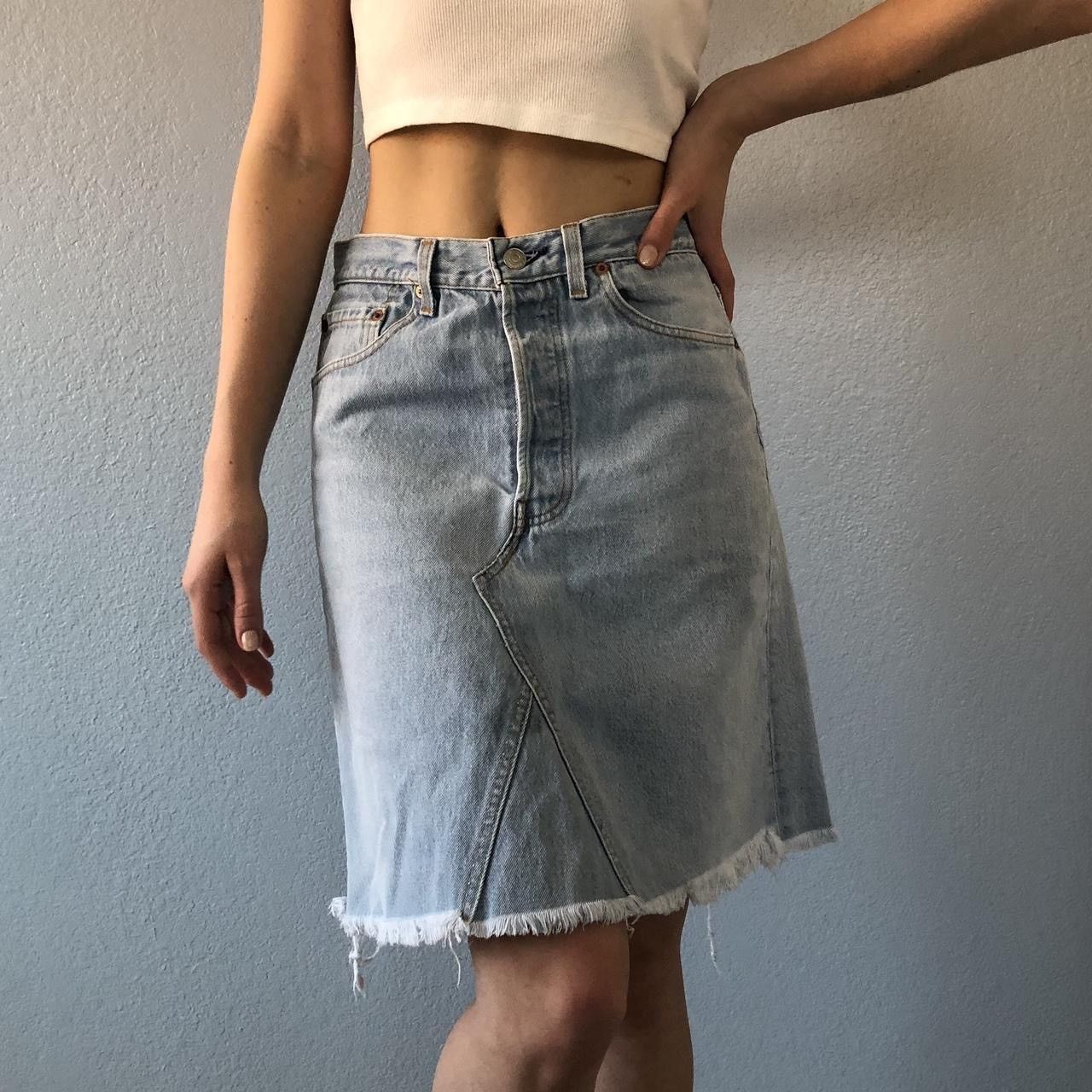 Levi's Vintage Clothing Vintage Levis Deconstructed Distressed Skirt Frayed Hem Size 31" - 1 Thumbnail