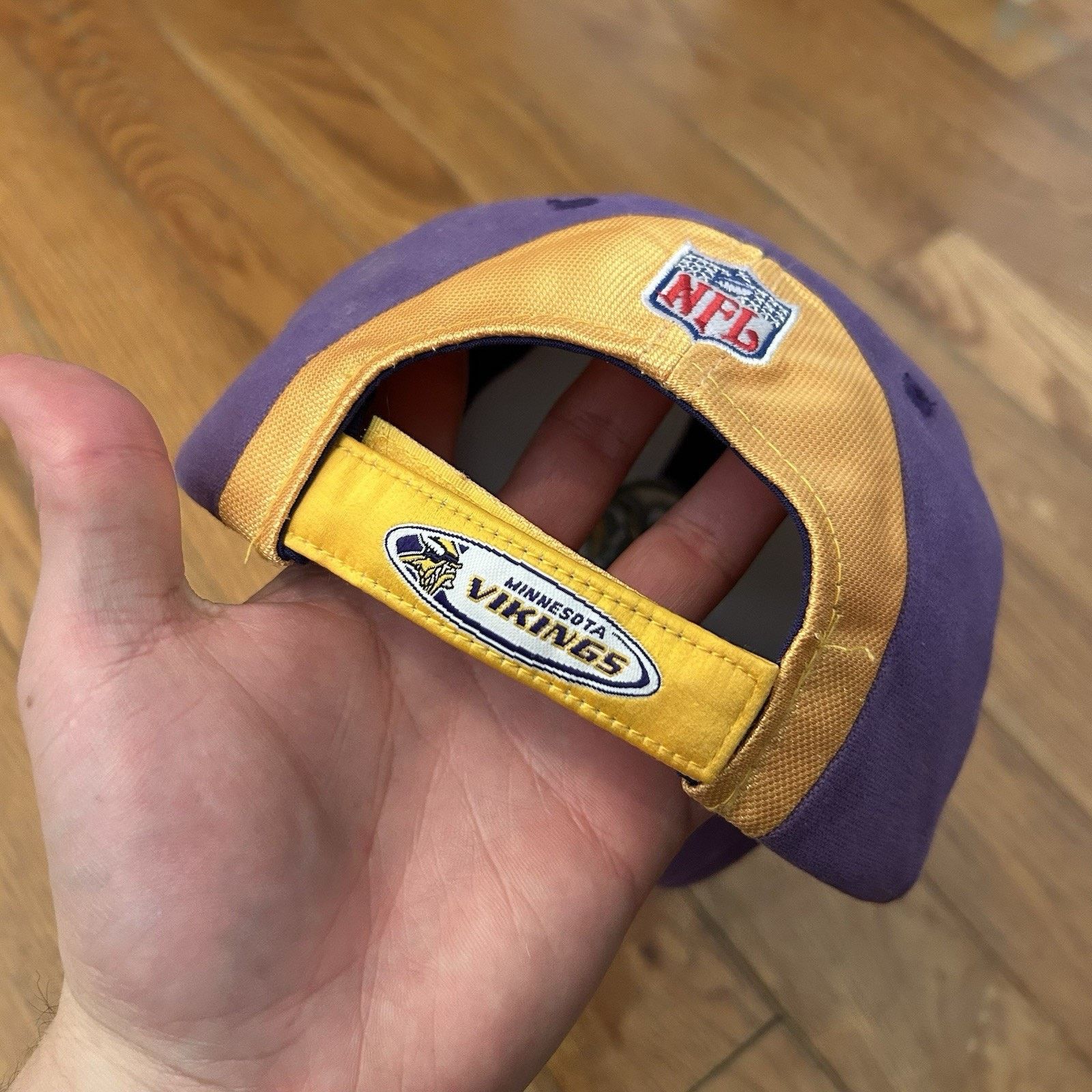 Vintage Vintage 90s Minnesota Vikings NFL Pro Line Hat Size ONE SIZE - 3 Thumbnail