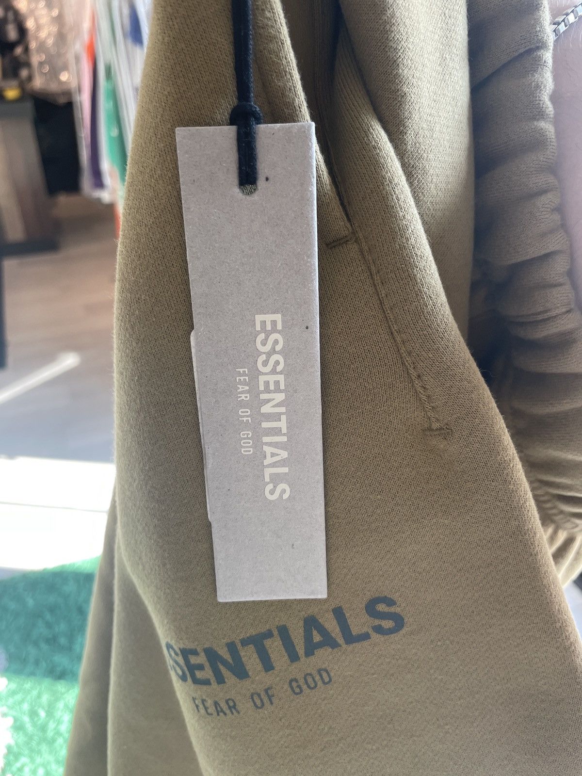 Essentials × Fear of God Fear of God Essentials FW21 Sweat Short Amber S Size US 30 / EU 46 - 5 Thumbnail