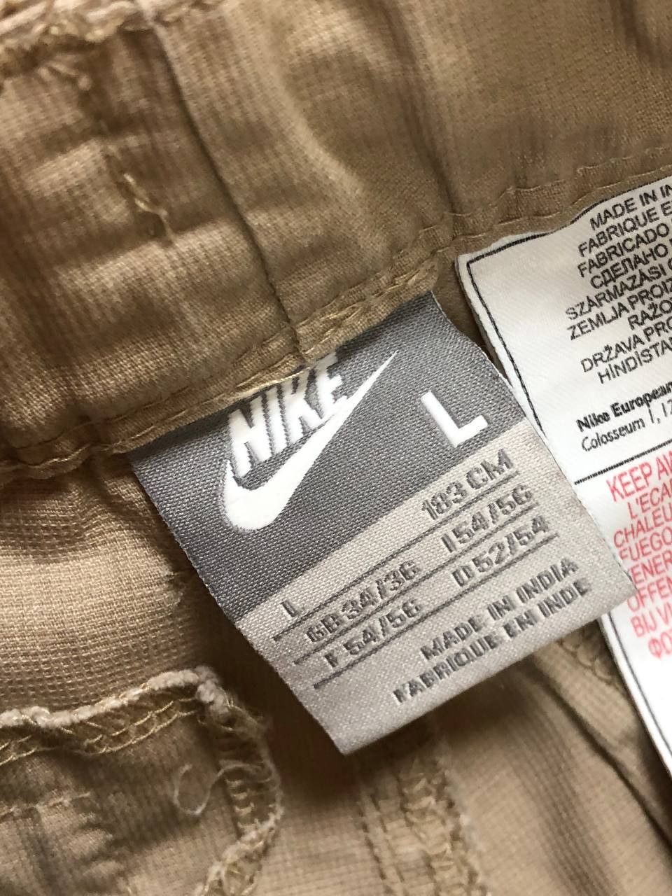 Nike Vintage Nike Streetwear Embroidered Logo Shorts Size L Size US 34 / EU 50 - 2 Thumbnail