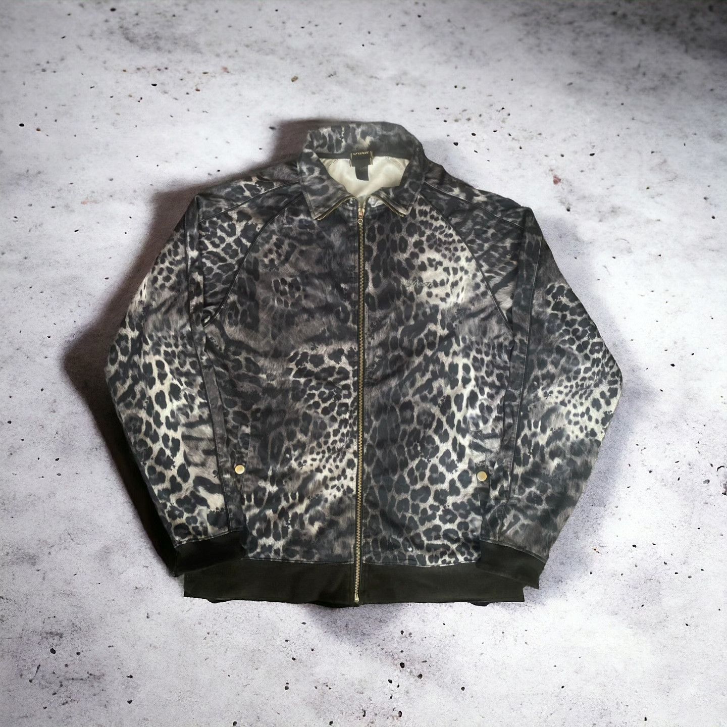 image of Mastermind Japan x Roen Need Gone Roen Mastermind Skull Leopard Overprinted, Men's (Size Medium)
