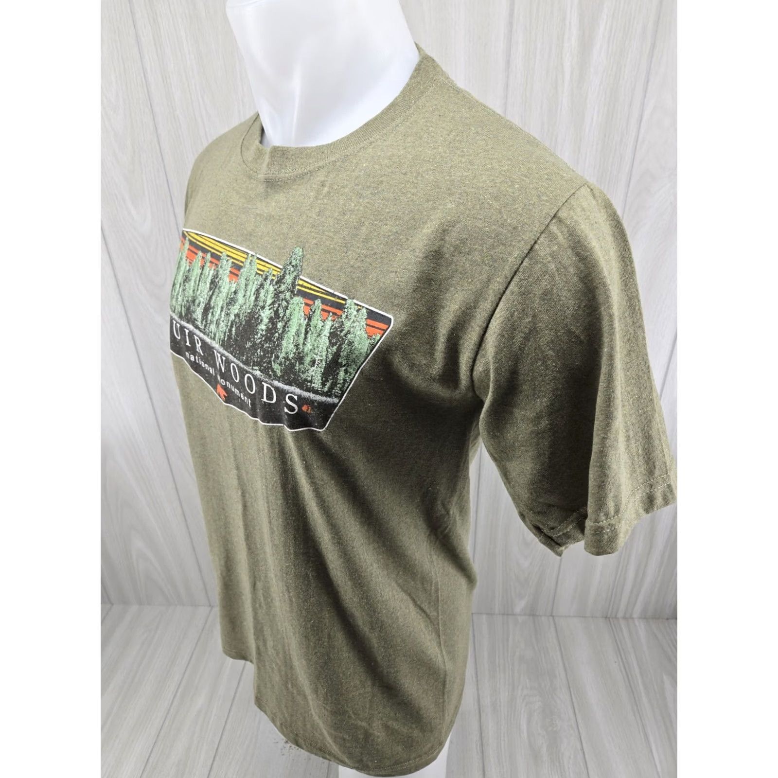 Vintage Muir Woods National Monument Eco Mountain Green T-Shirt Mens L Souvenir Tee Size US L / EU 52-54 / 3 - 4 Thumbnail