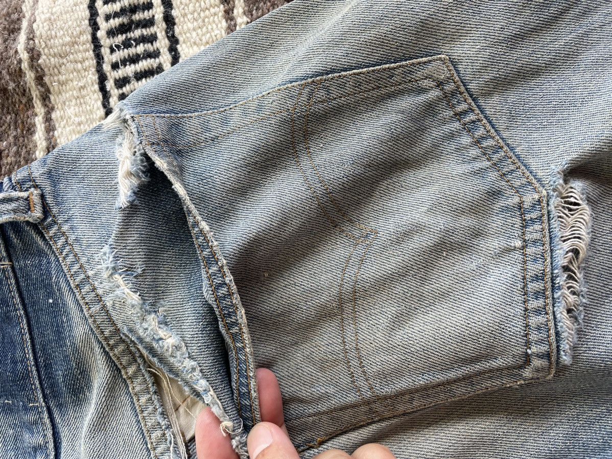 Levi's Vintage Levi’s 501 Big E selvage #6 distress Size US 30 / EU 46 - 8 Thumbnail