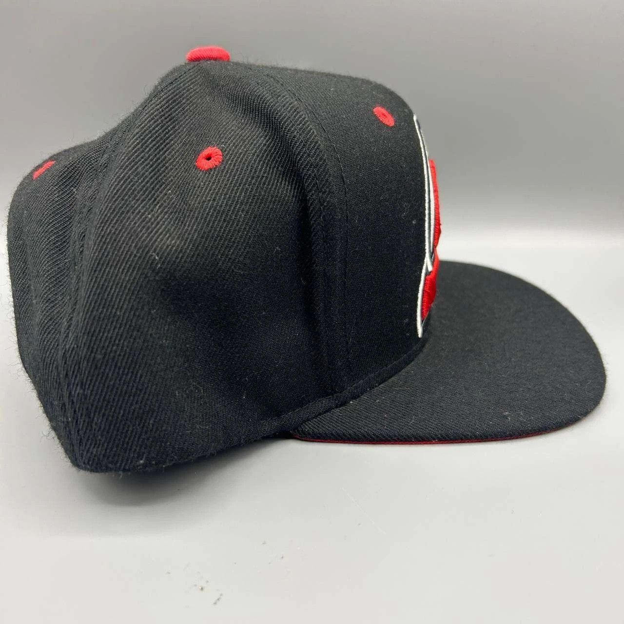Mitchell & Ness New Jersey Devils Hat Men Black Red Embroidered Snap Back Size ONE SIZE - 5 Thumbnail
