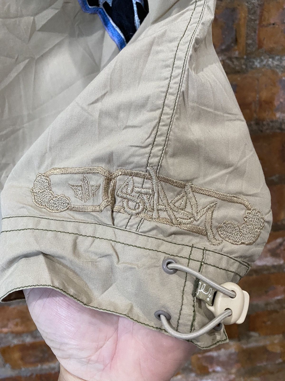 Futura × Maharishi Rare🔥🔥 2002 Maharishi x Stash limited edition Robin Williams Size US L / EU 52-54 / 3 - 11 Thumbnail