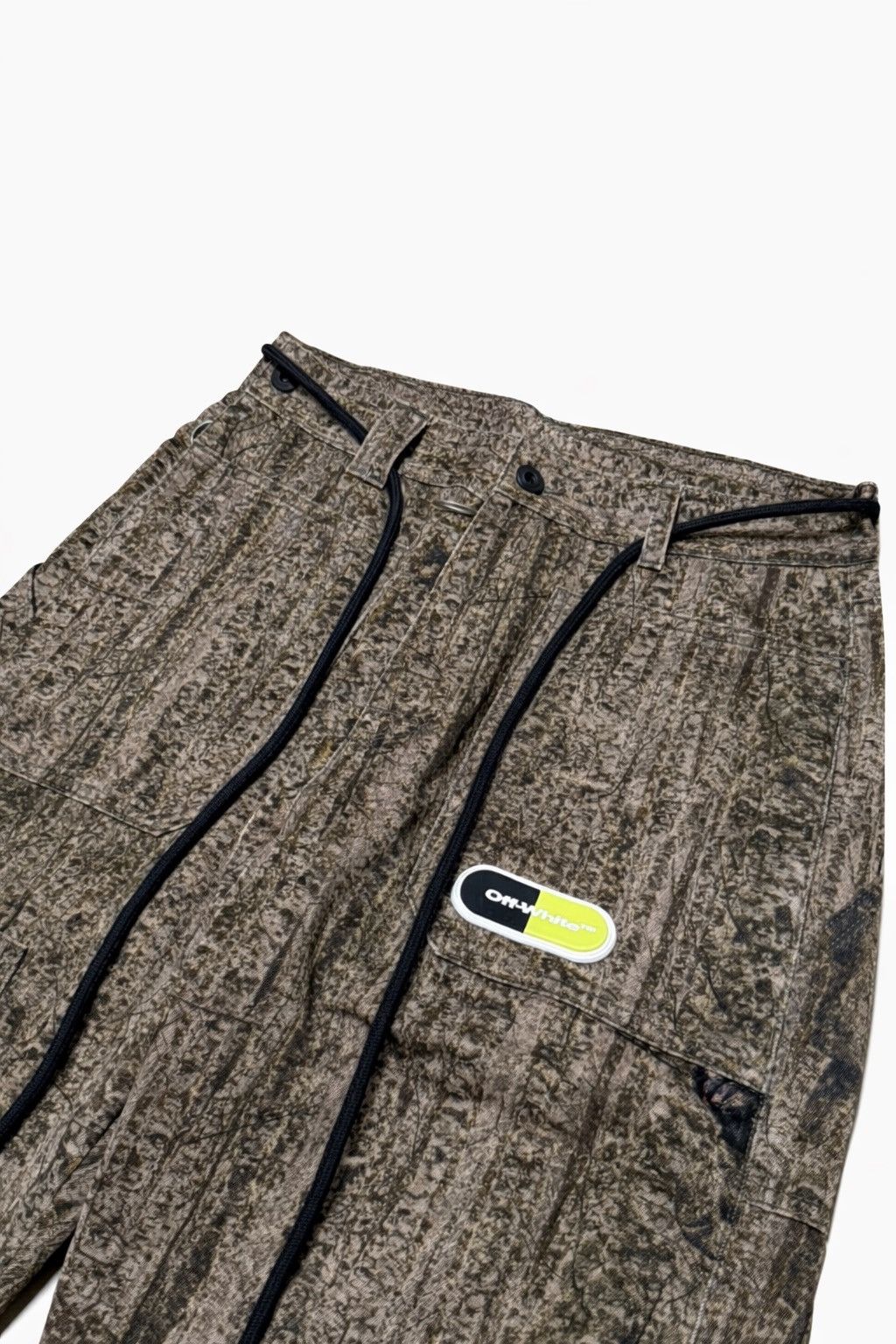 Off-White OFF-WHITE CAMO PANTS WITH DRAW STRING Size US 31 - 2 Thumbnail
