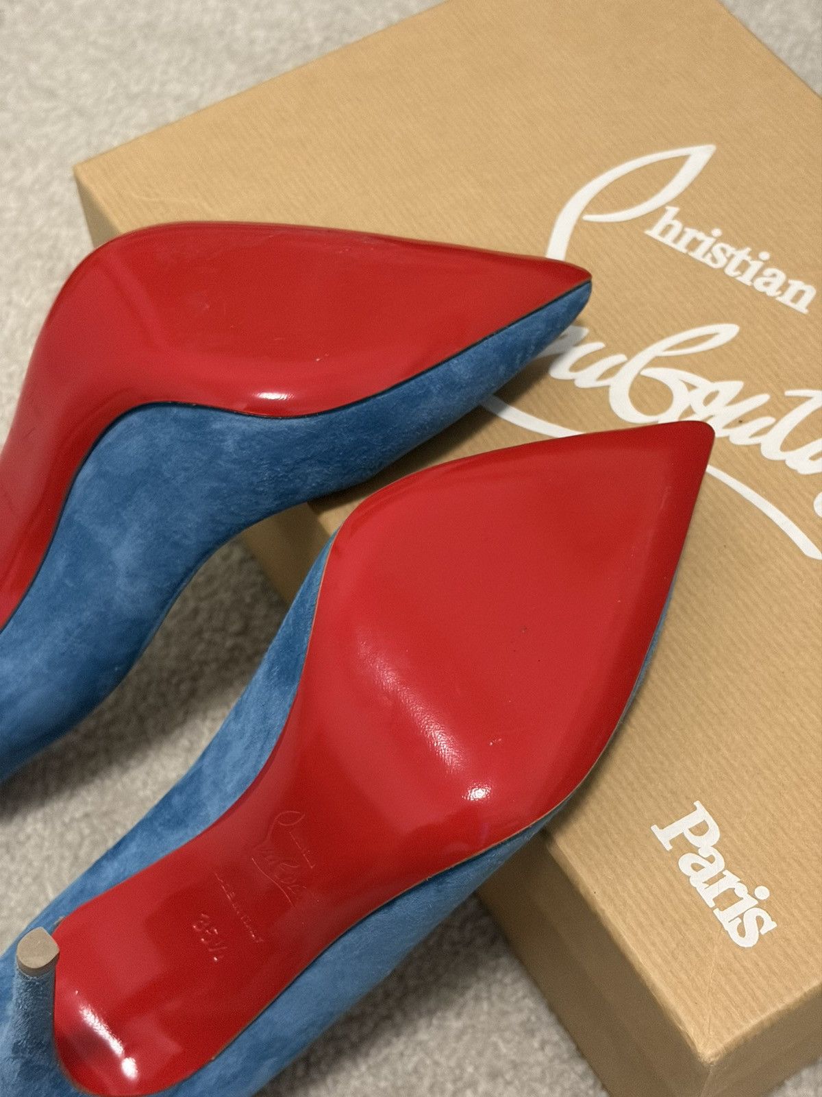 Christian Louboutin Pigalle Follies 100 Veau Velours Heels Size US 5.5 / IT 35.5 - 6 Thumbnail