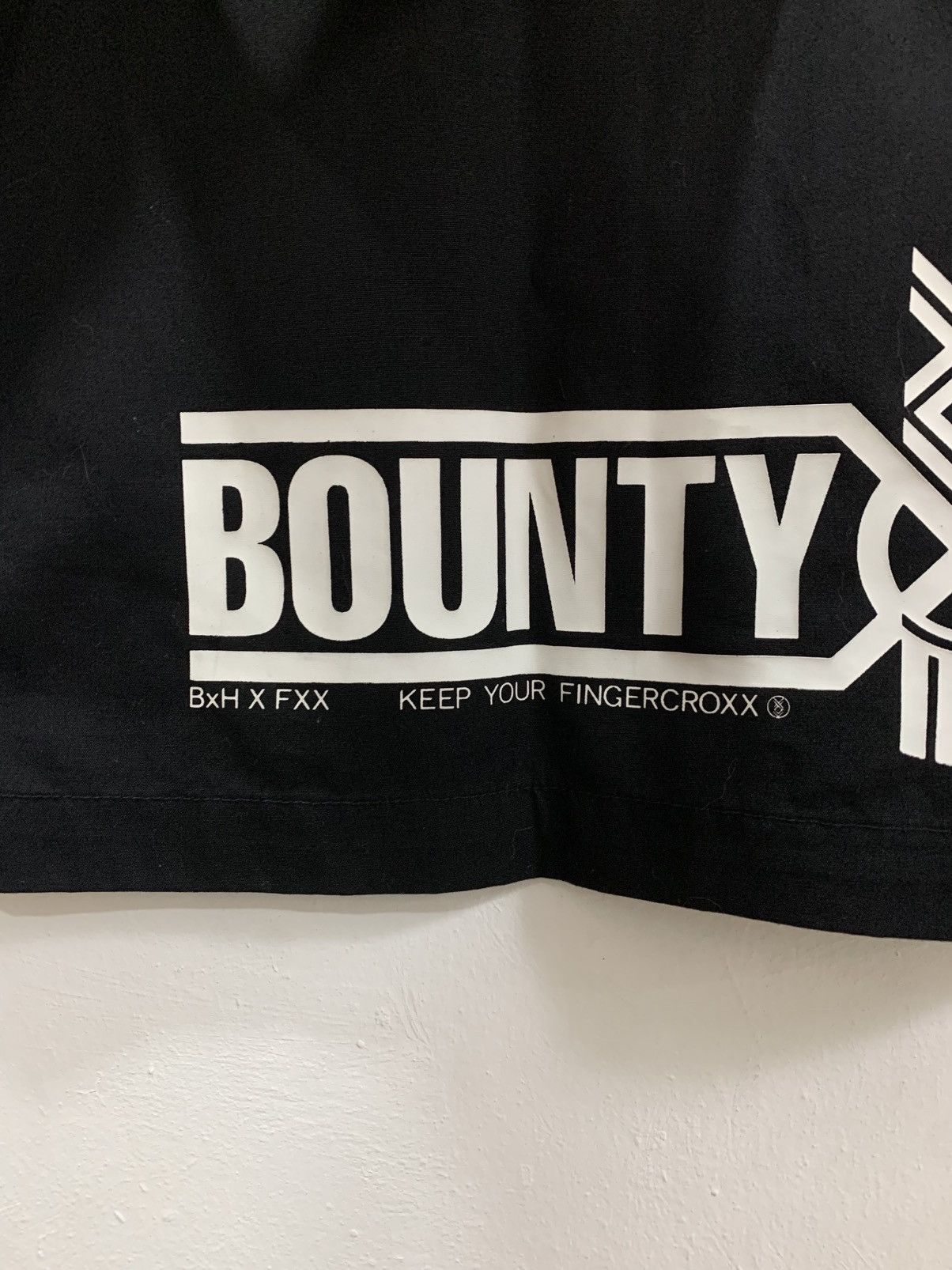 Fingercroxx BOUNTY HUNTER x FINGERCROXX WORKSHIRT Size US M / EU 48-50 / 2 - 7 Thumbnail