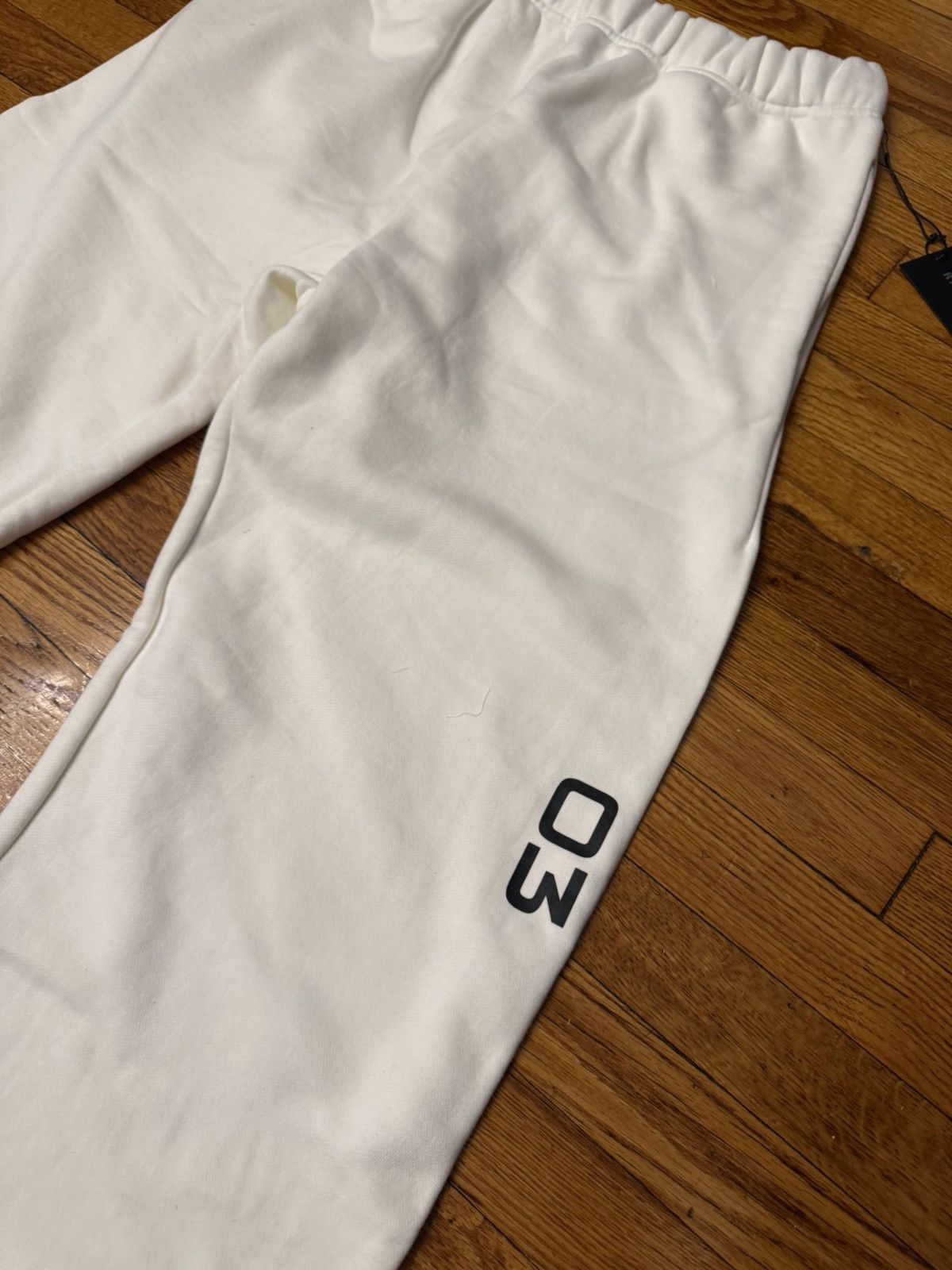 The GV Gallery Gv Gallery Love Raspberry My Lou’s 03 Sweatpants Size Medium Size US 34 / EU 50 - 4 Thumbnail