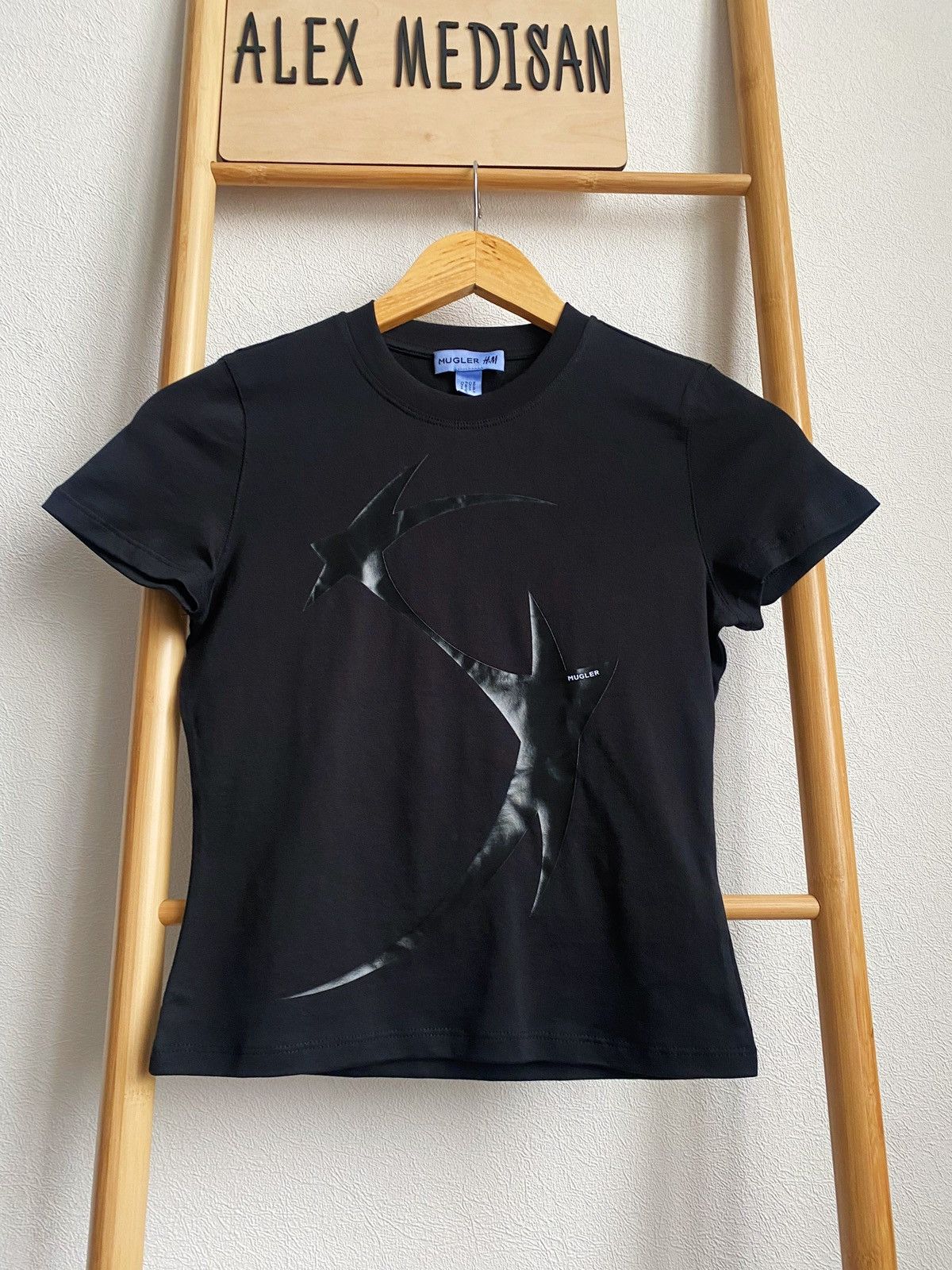 H&M × Mugler × Thierry Mugler Mugler x H&M Printed Fitted T-Shirt Size XS Size XS / US 0-2 / IT 36-38 - 8 Thumbnail