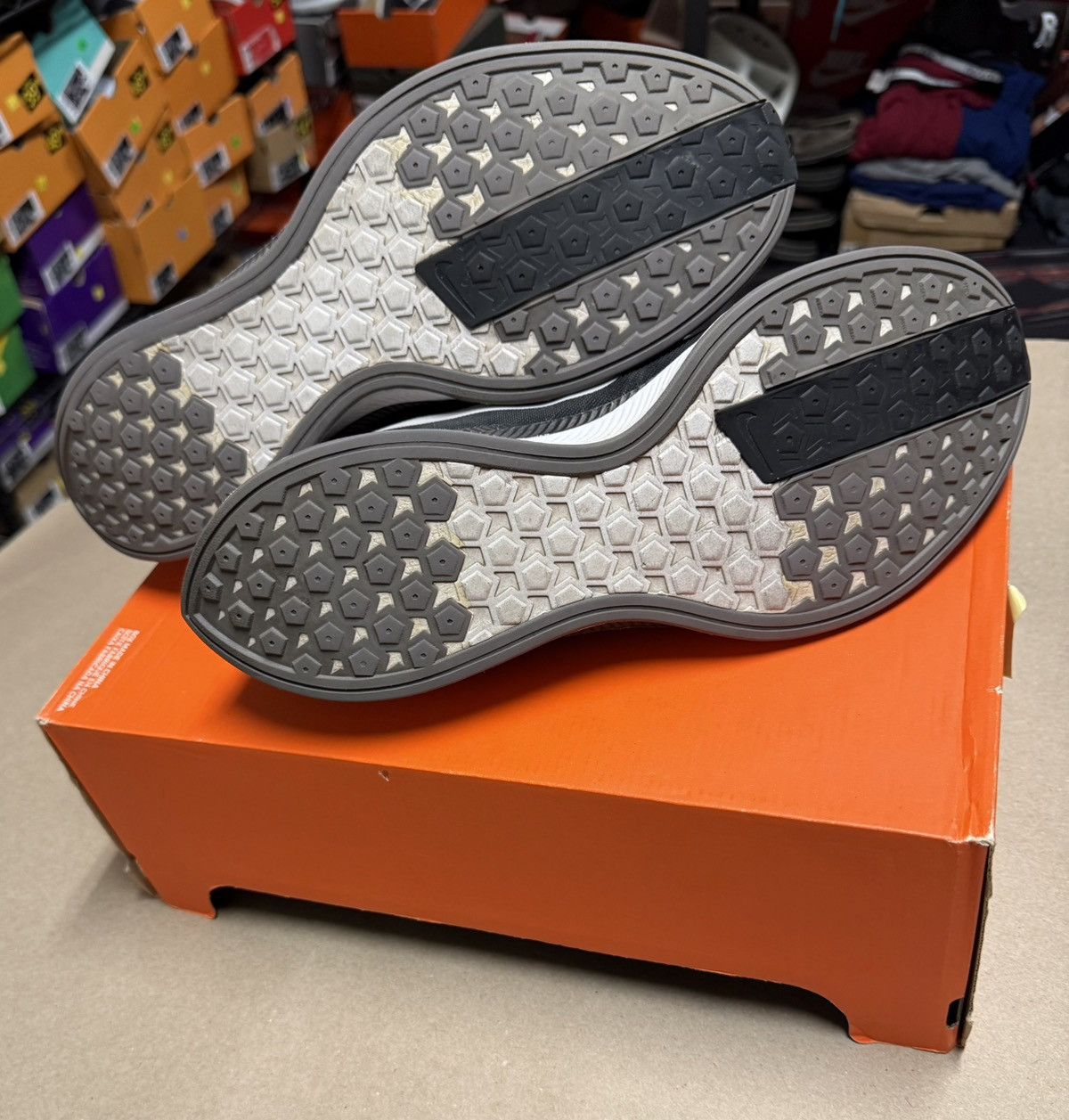 Nike Nike Zoom Pegasus 35 Turbo men’s size 14 running shoes Rare! Size US 14 / EU 47 - 5 Thumbnail
