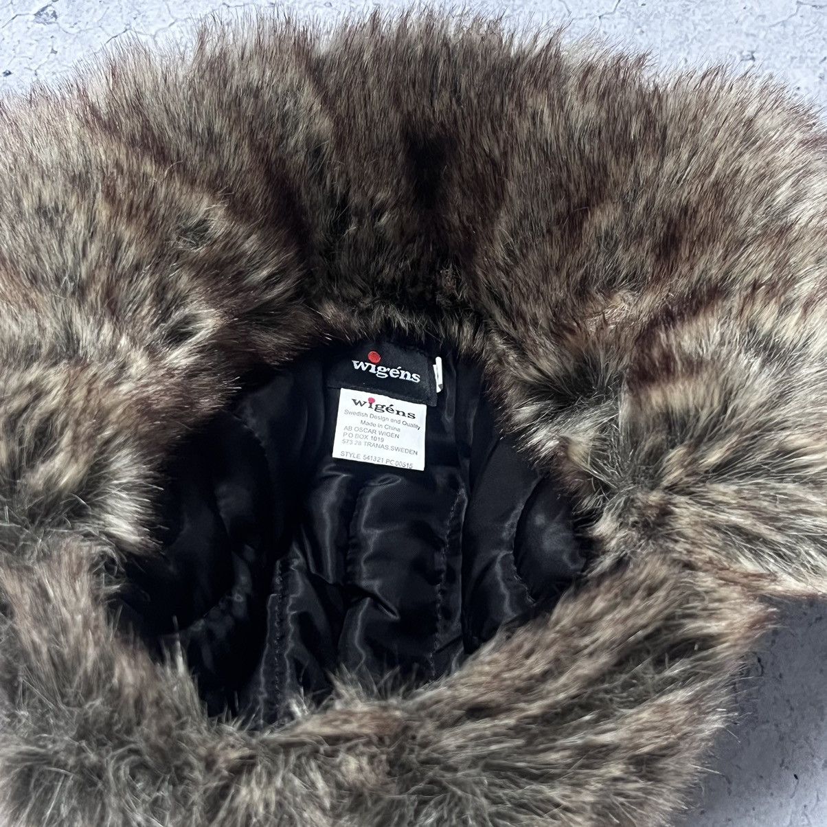 If Six Was Nine × Wigens Vintage Winter Fur Hat Kim Kardashian Style With Ear Flaps Size ONE SIZE - 10 Thumbnail