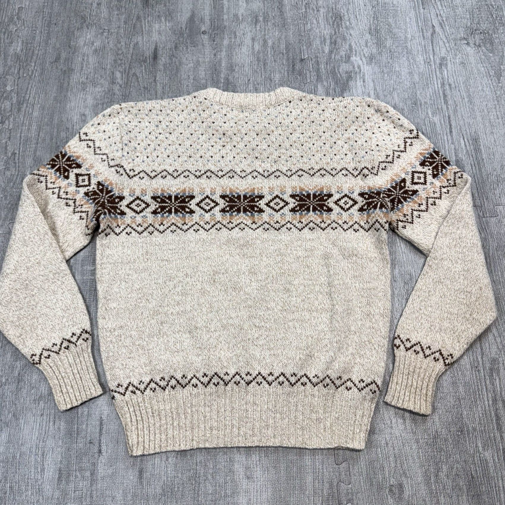 Vintage VINTAGE Indeed by Hilton Crewneck Sweater Adult Large Beige Fair Isle Knit Patterned Preppy USA Wool Blend Size US L / EU 52-54 / 3 - 5 Thumbnail