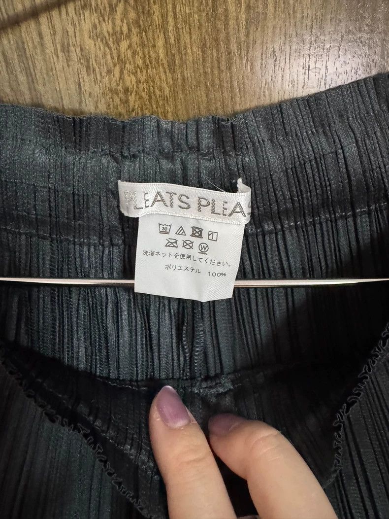 Issey Miyake issey miyake size:5 Black pleated pants Size US 27 - 4 Thumbnail