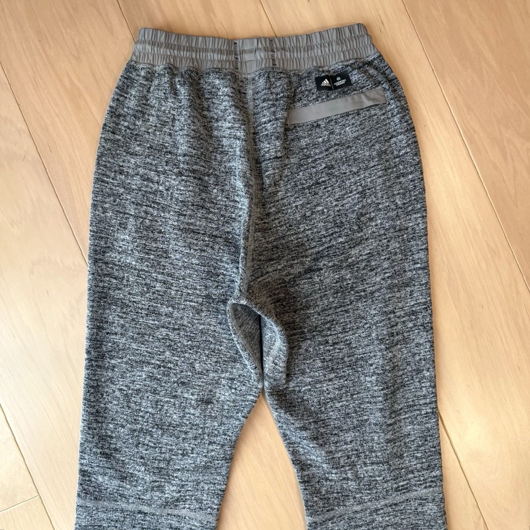 Adidas Adidas Reigning Champ Sweatpants Small Gray Jogger Mens Regular Waist 26in Tapered Inseam 29in Knit Pocketed Comfort Winter Streetwear Size US 29 - 7 Thumbnail