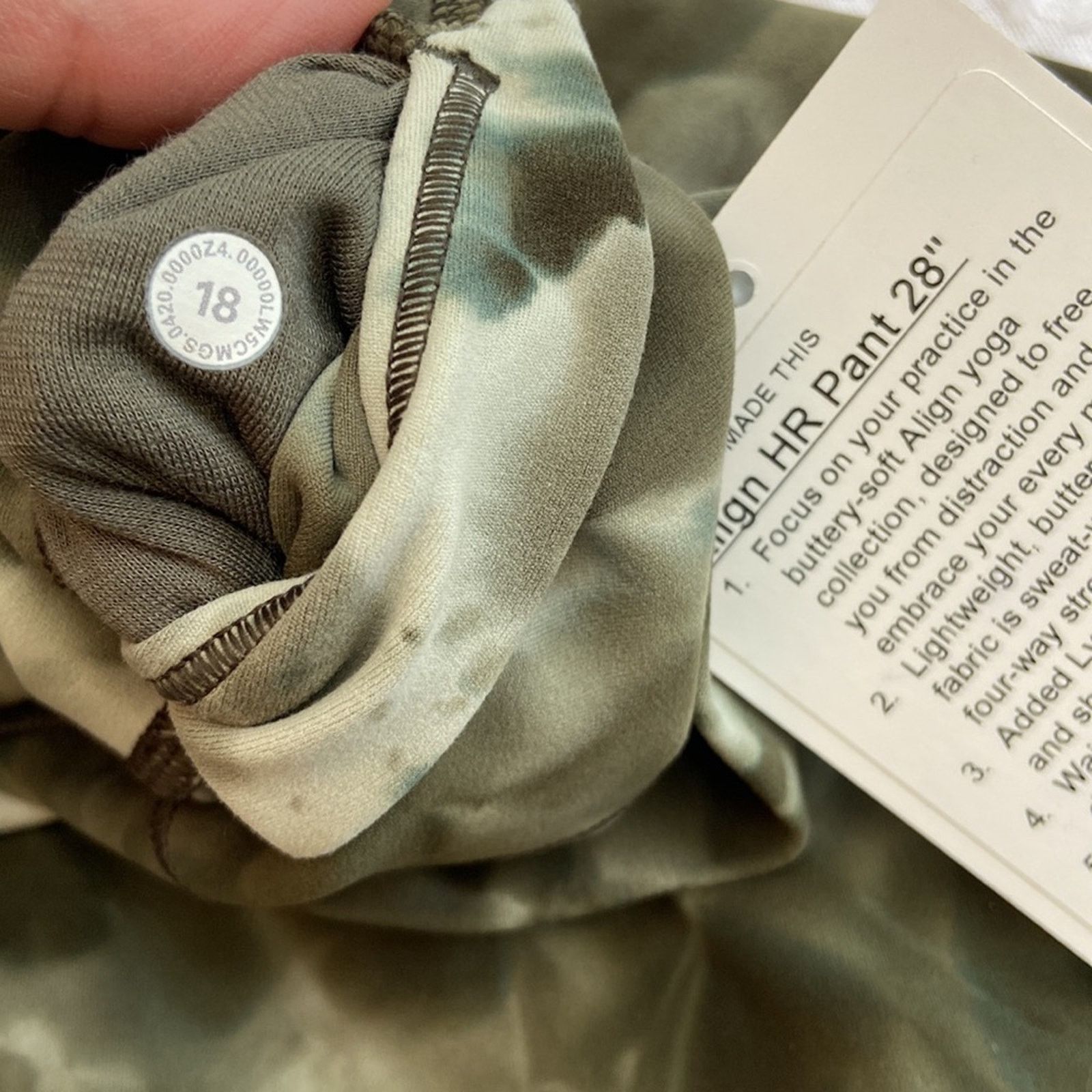 Lululemon LULULEMON Align HR Pant 18 28” Diamond Dye Light Sage Green Size 40" / US 18 - 9 Thumbnail