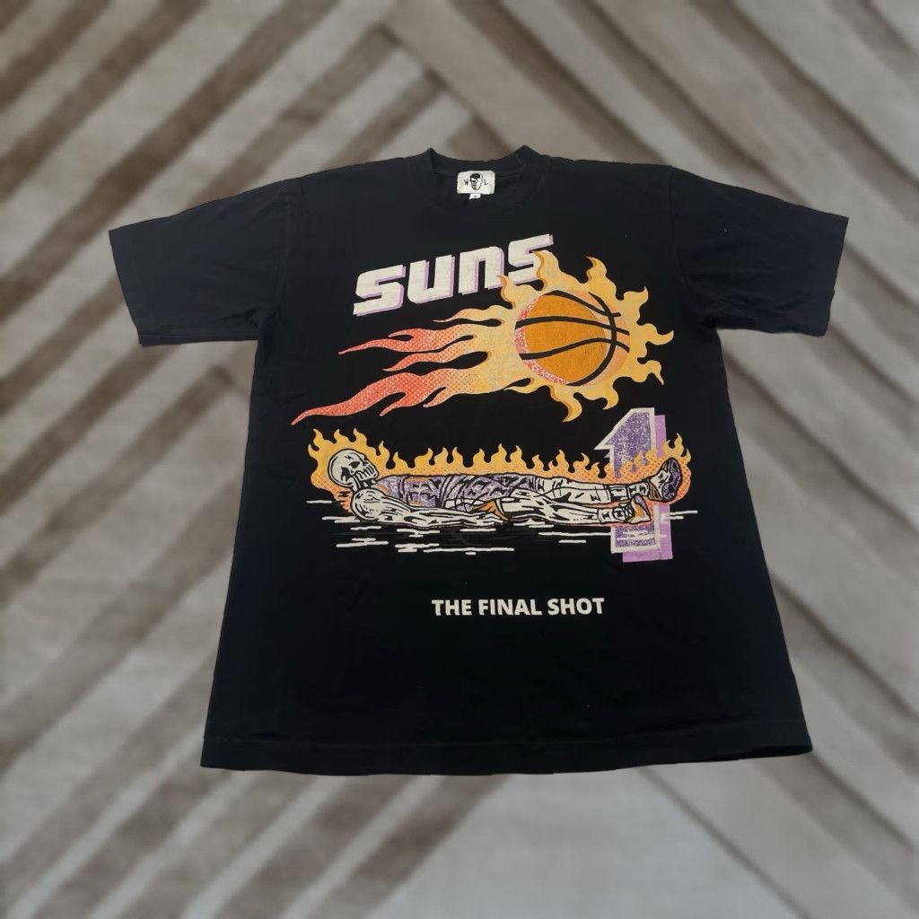 NBA Warren Lotas x NBA Phoenix Suns Devin Booker Final Shot T-Shirt M Black Mens Short Sleeve Regular Size M Size US M / EU 48-50 / 2 - 1 Thumbnail