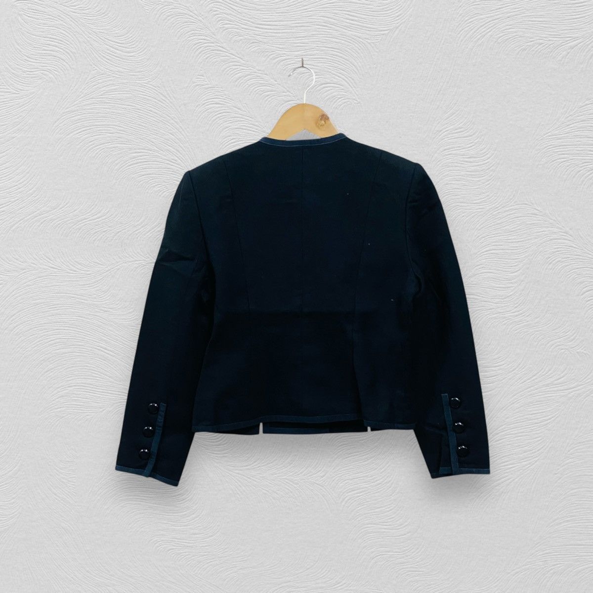 Givenchy Vintage 90s givenchy jacket blazer wool Size S / US 4 / IT 40 - 2 Thumbnail