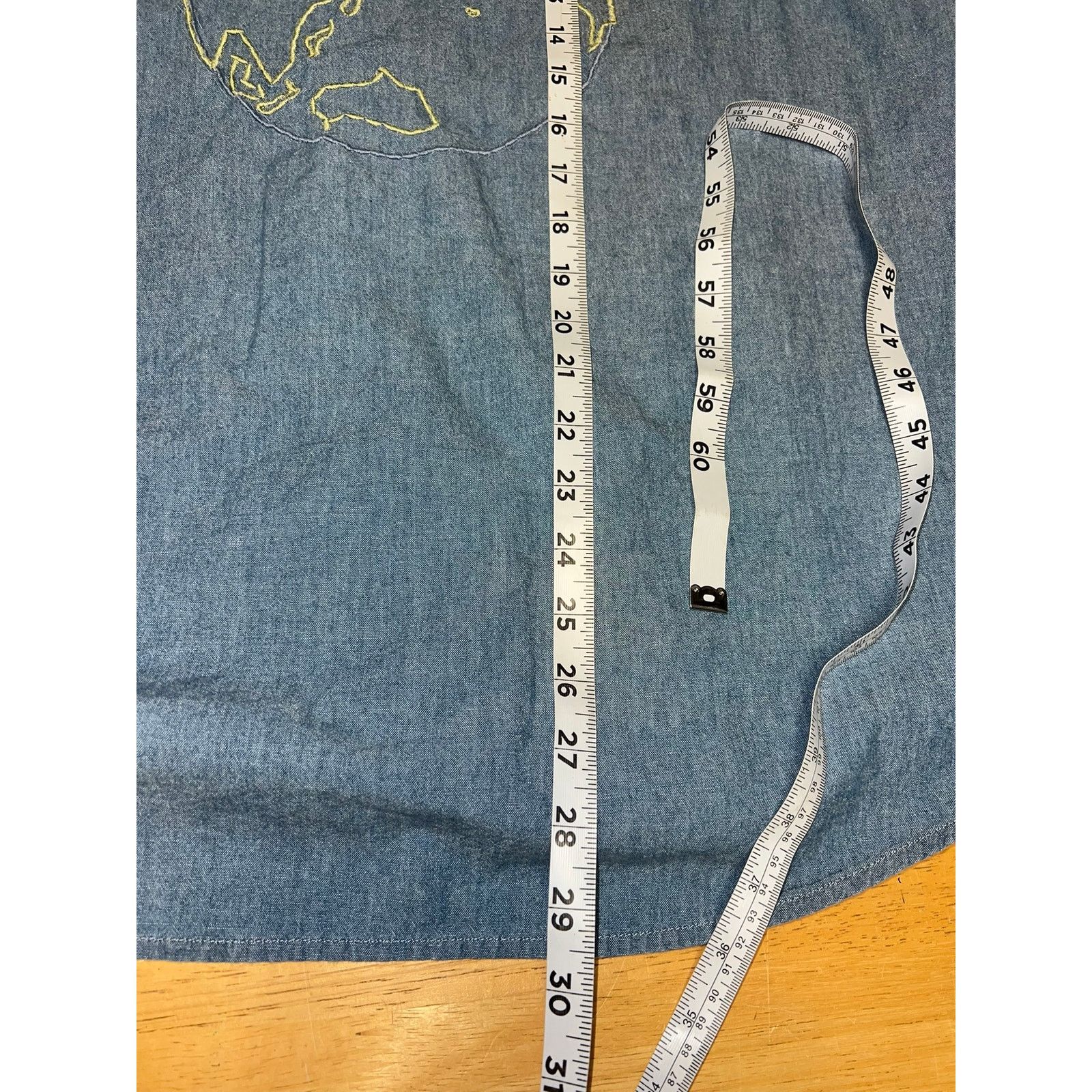 Levi's Levi's Llama Button Shirt Chambray Where I'm From Tee XL Size US XL / EU 56 / 4 - 10 Thumbnail