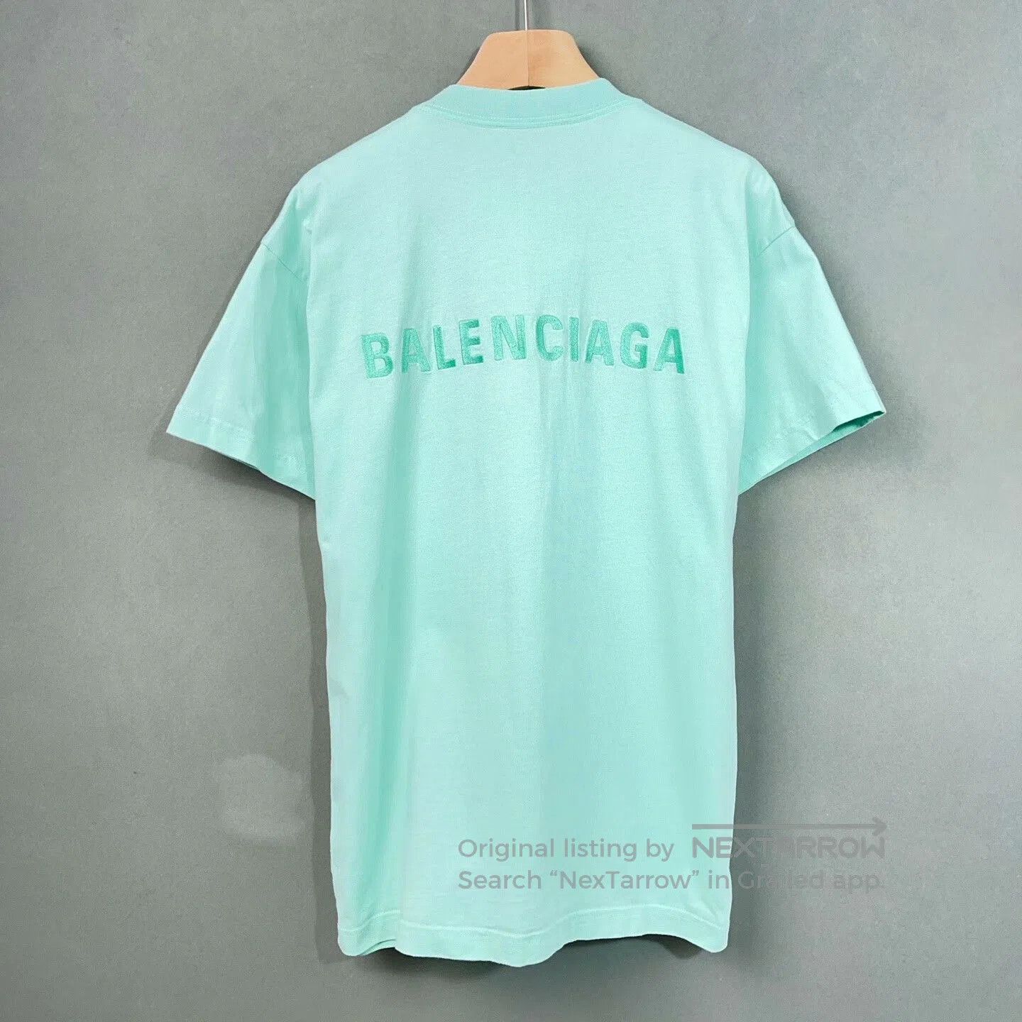 Balenciaga Balenciaga Mint Green Cotton Embroidered Logo Tee. Size XS / US 0-2 / IT 36-38 - 2 Thumbnail