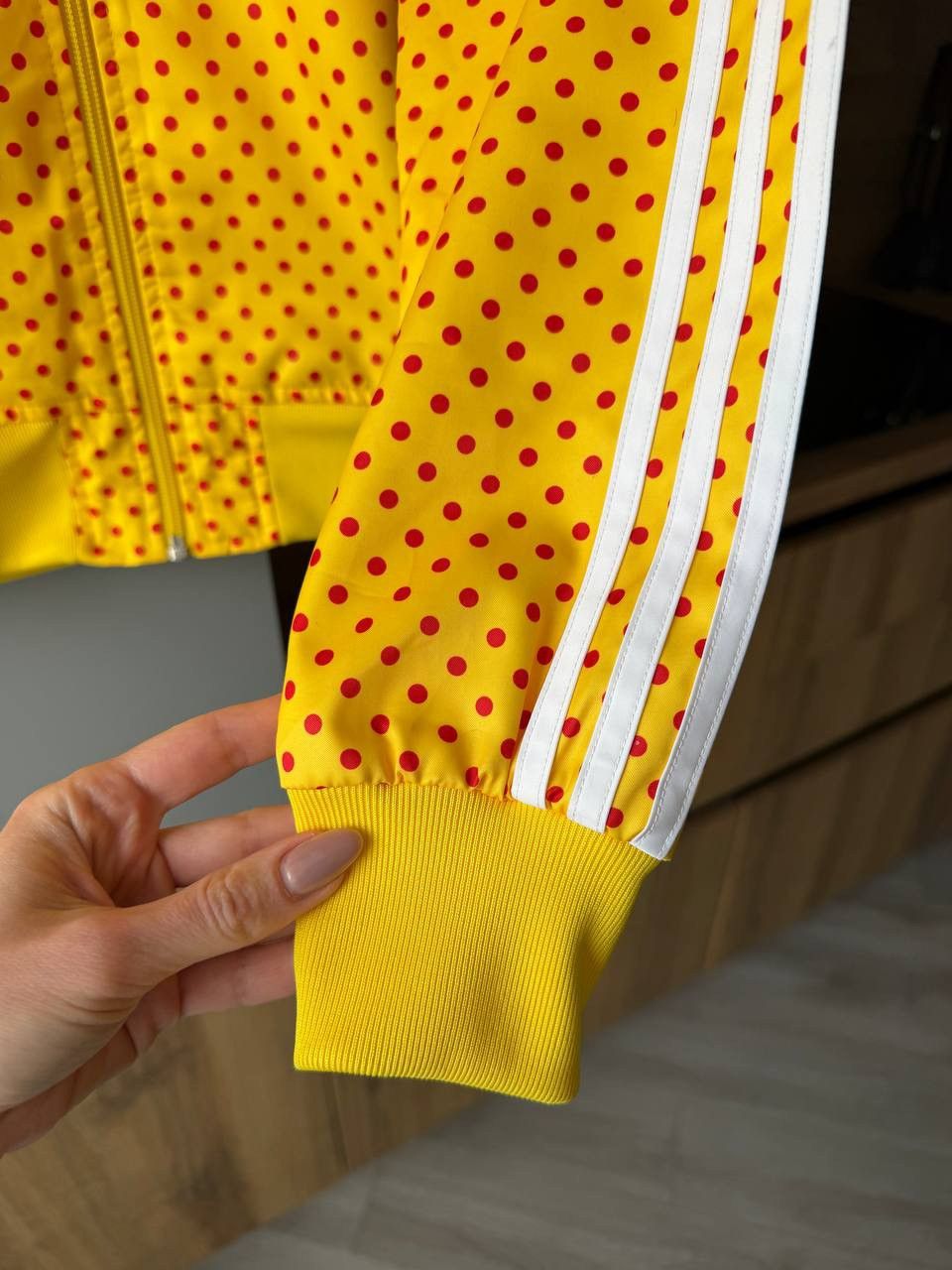 Adidas × Pharrell Pharrell Williams x Adidas Polka Dot Yellow Jacket Size US M / EU 48-50 / 2 - 4 Thumbnail